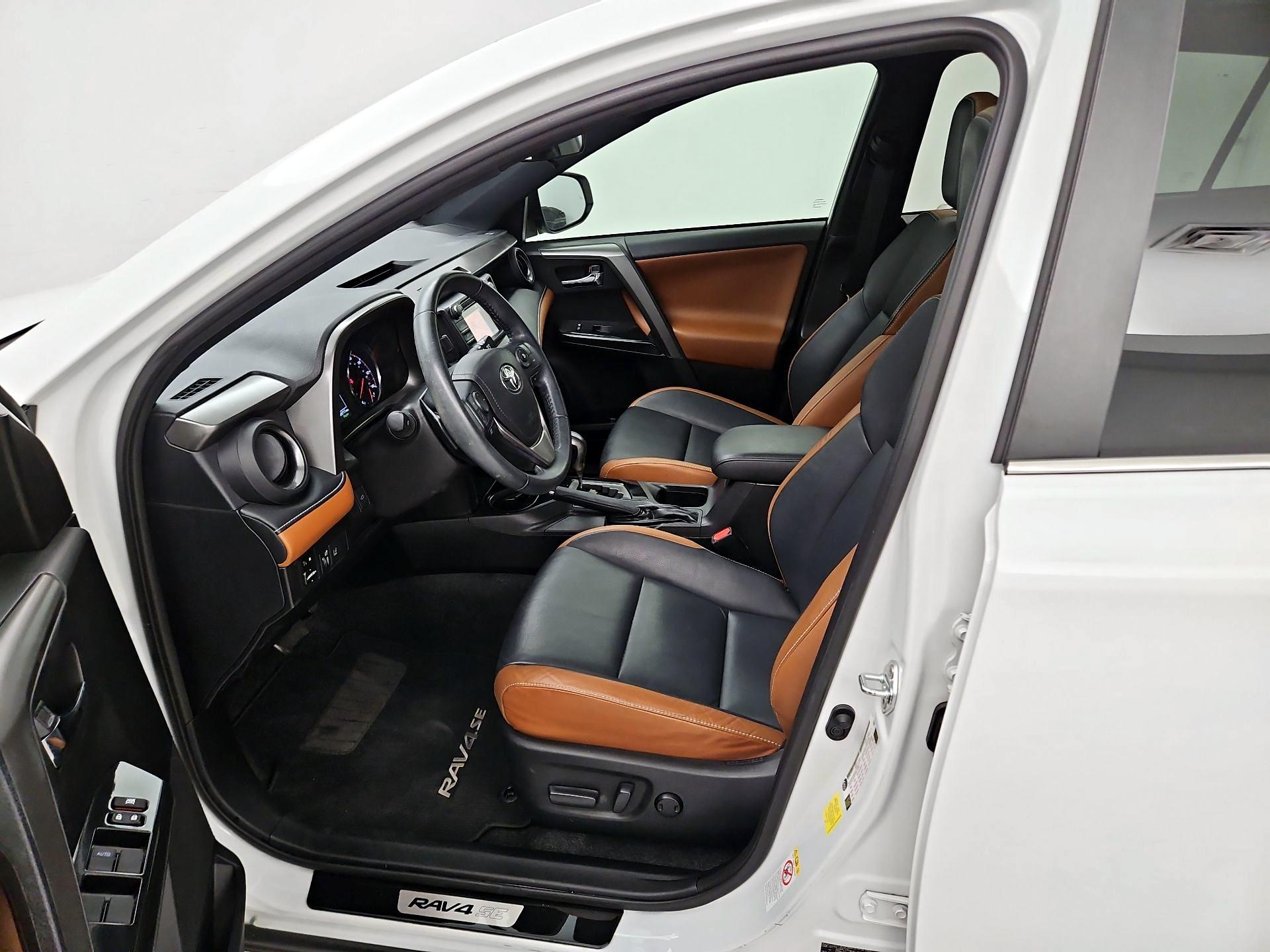 Thumbnail: 2017 Toyota RAV4 - 11