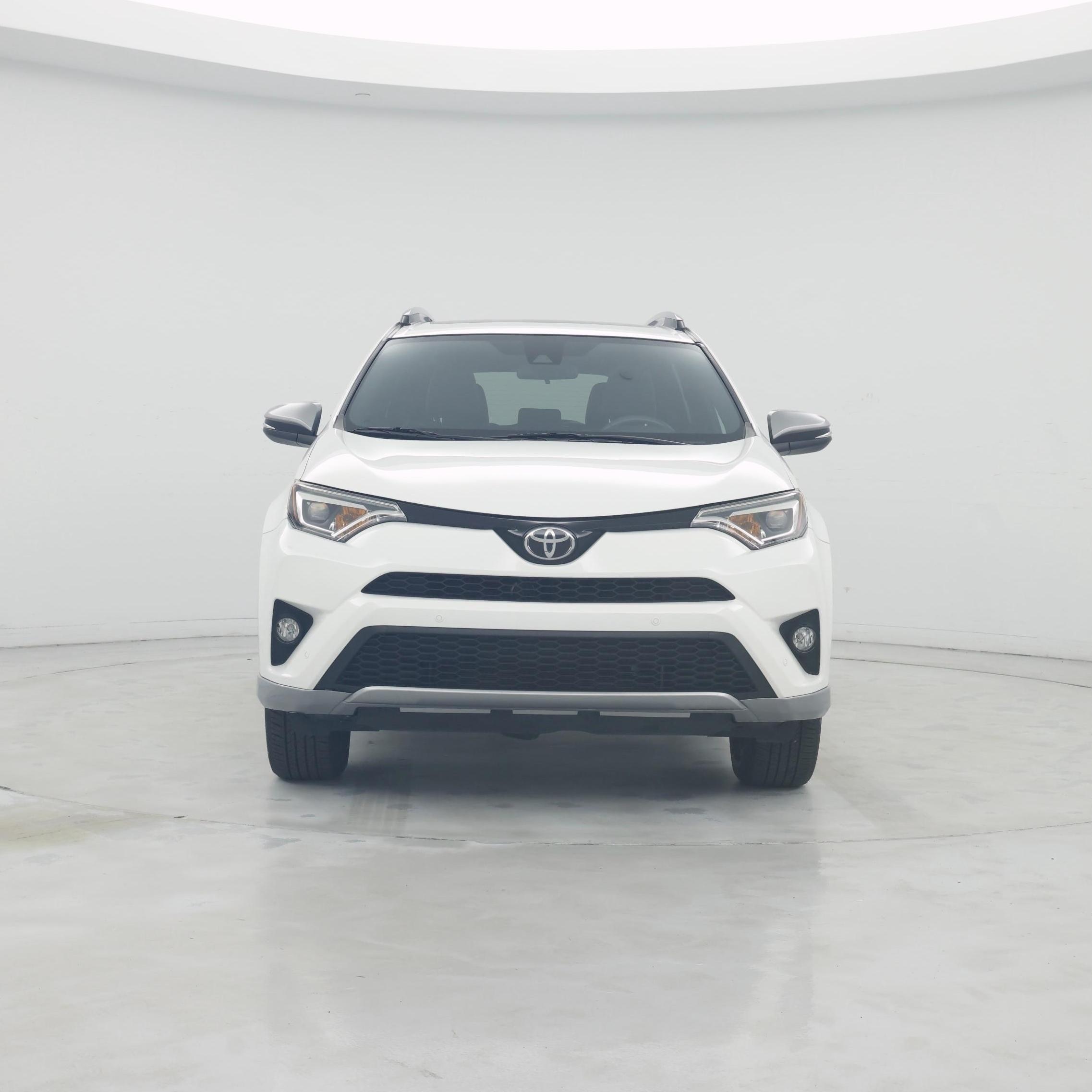 Thumbnail: 2017 Toyota RAV4 - 5