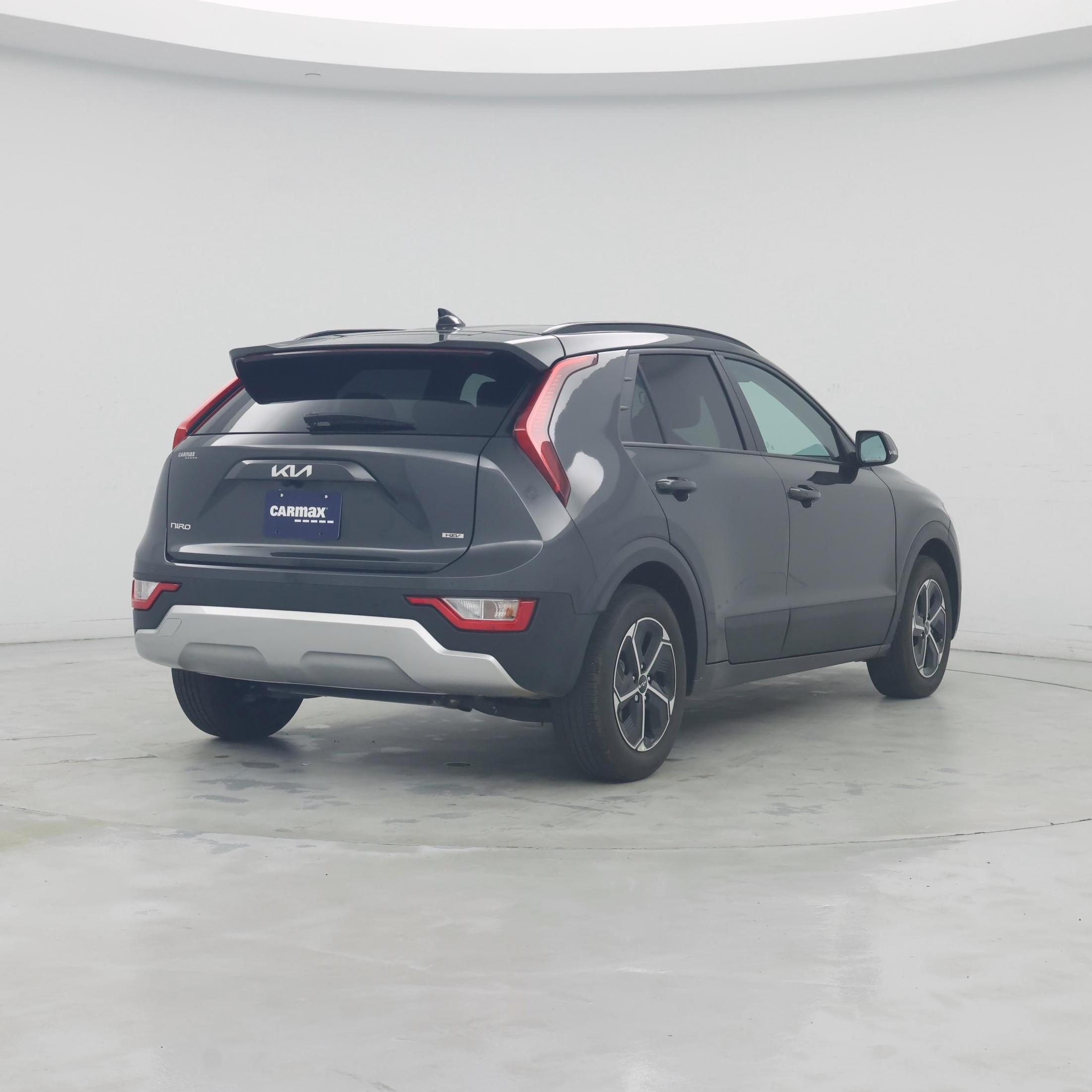 Thumbnail: 2025 Kia Niro - 8