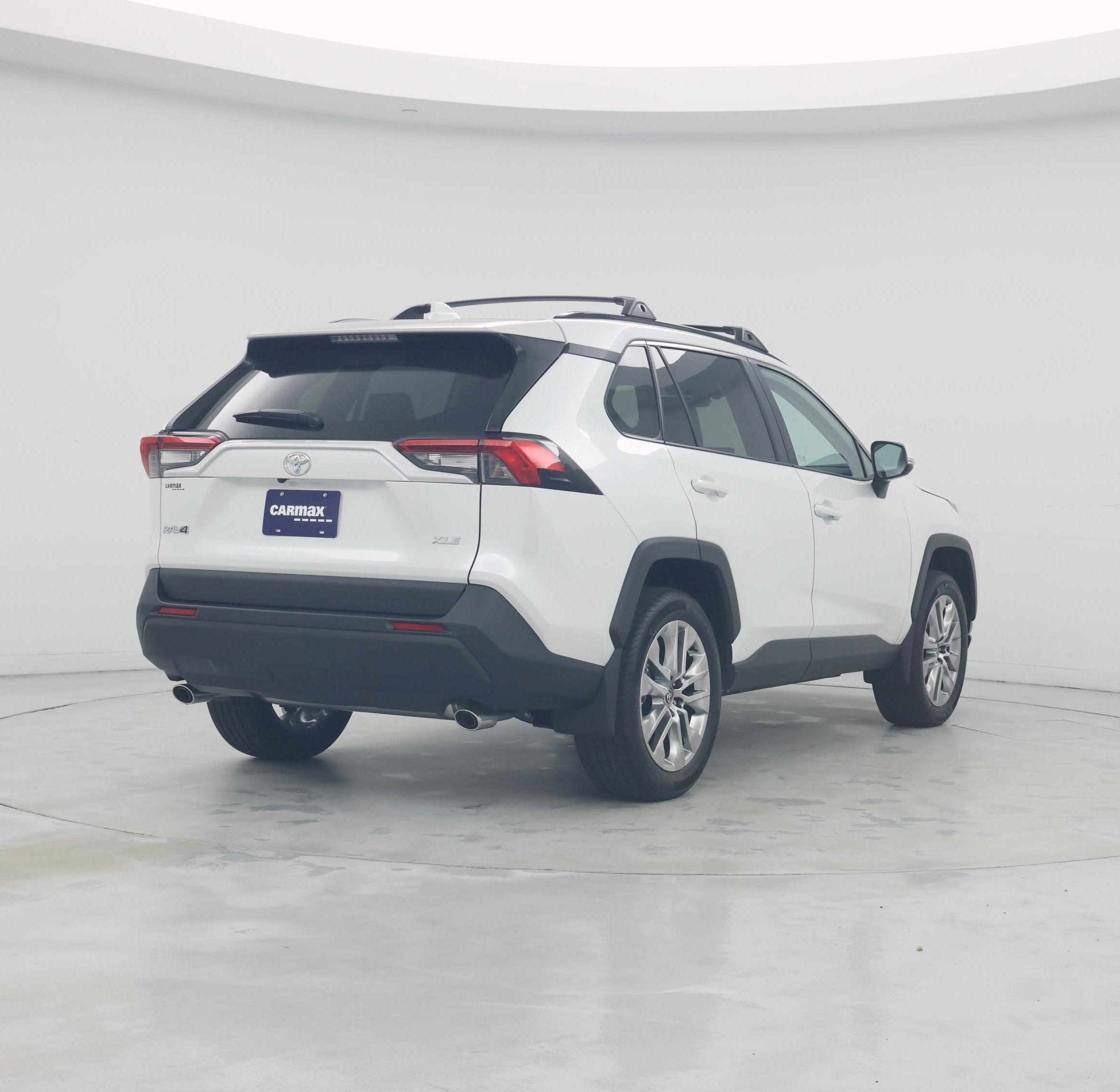 Thumbnail: 2025 Toyota RAV4 - 8