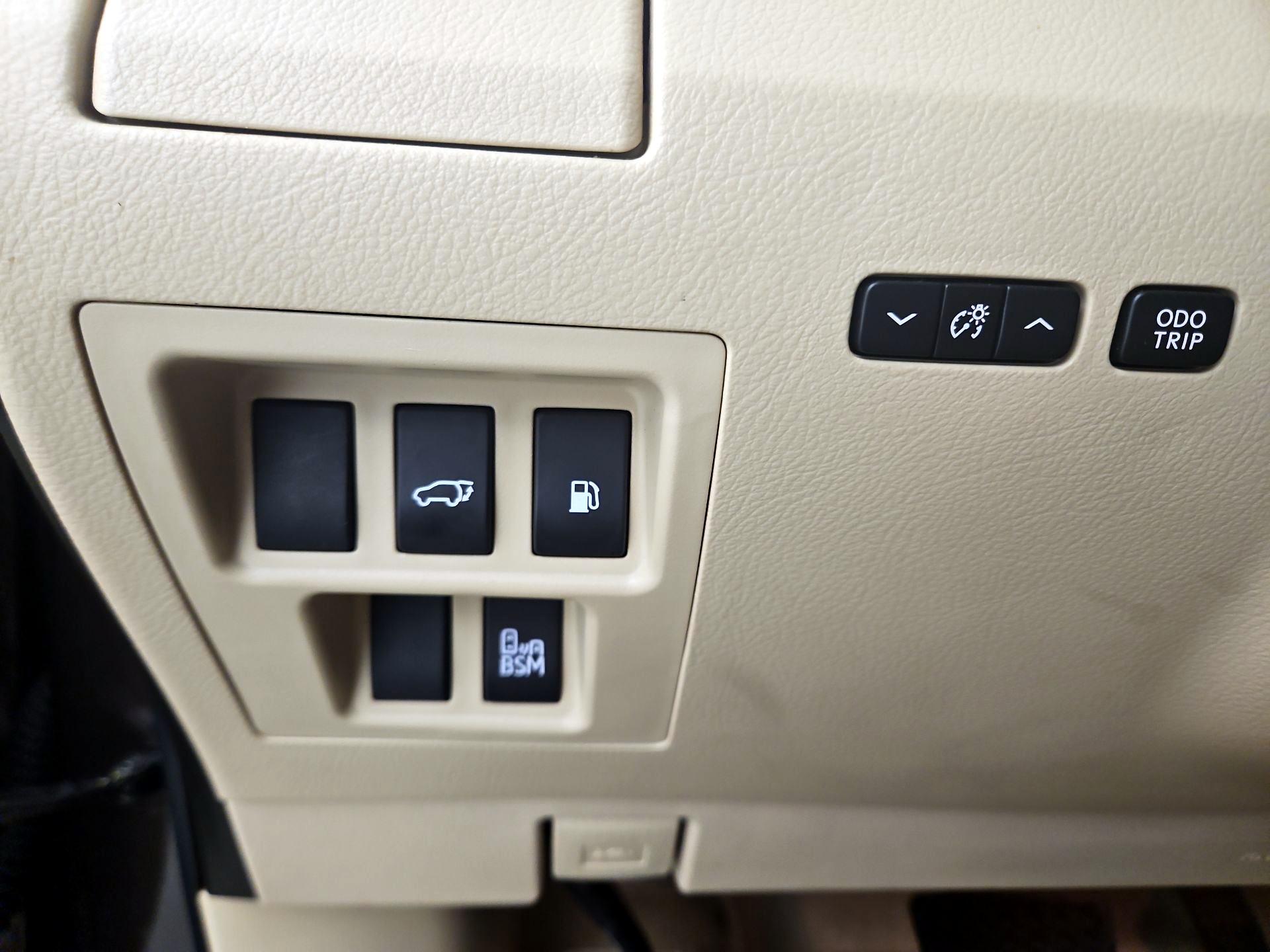 Thumbnail: 2014 Lexus RX - 13