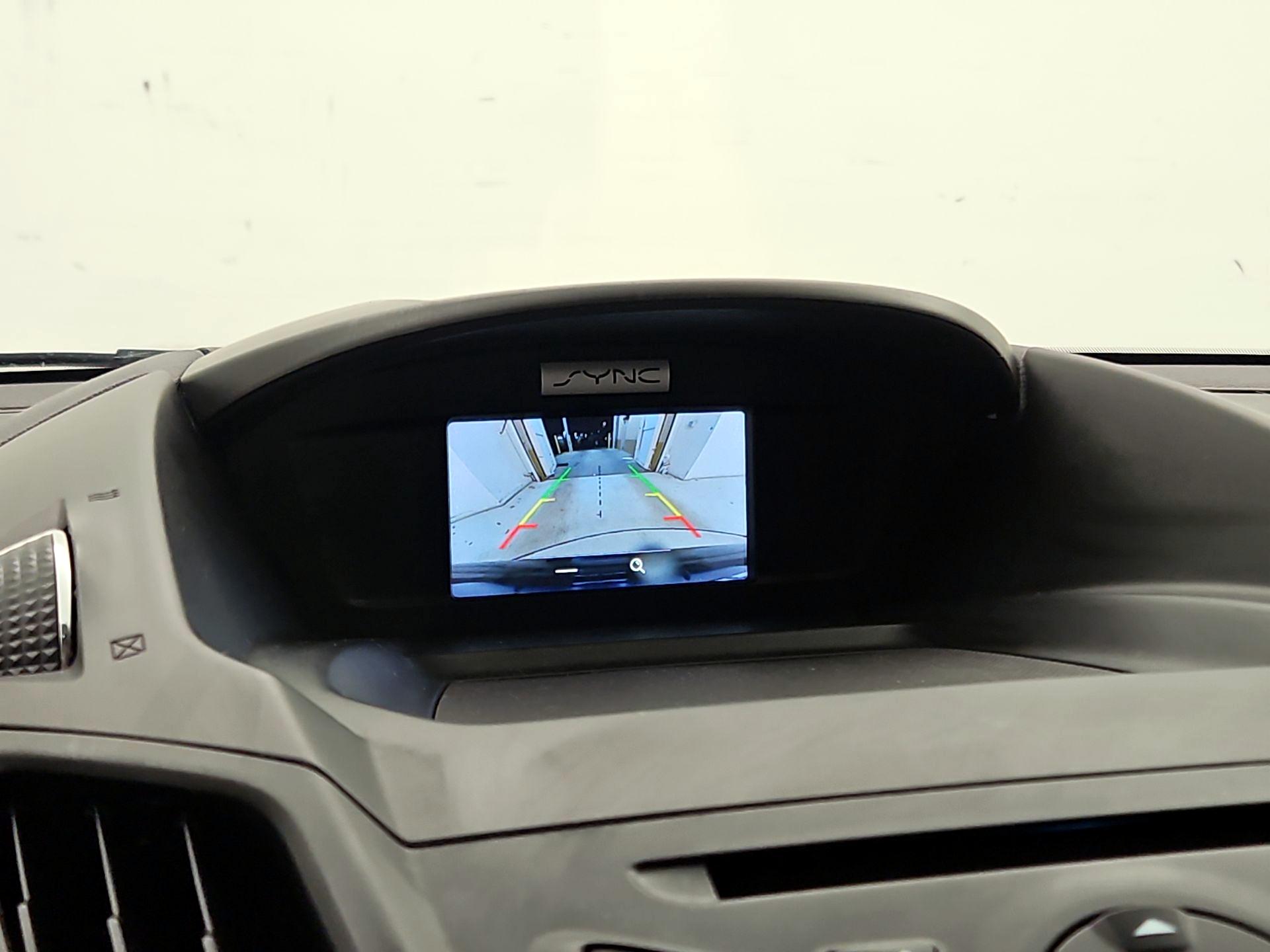 Thumbnail: 2016 Ford Escape - 14