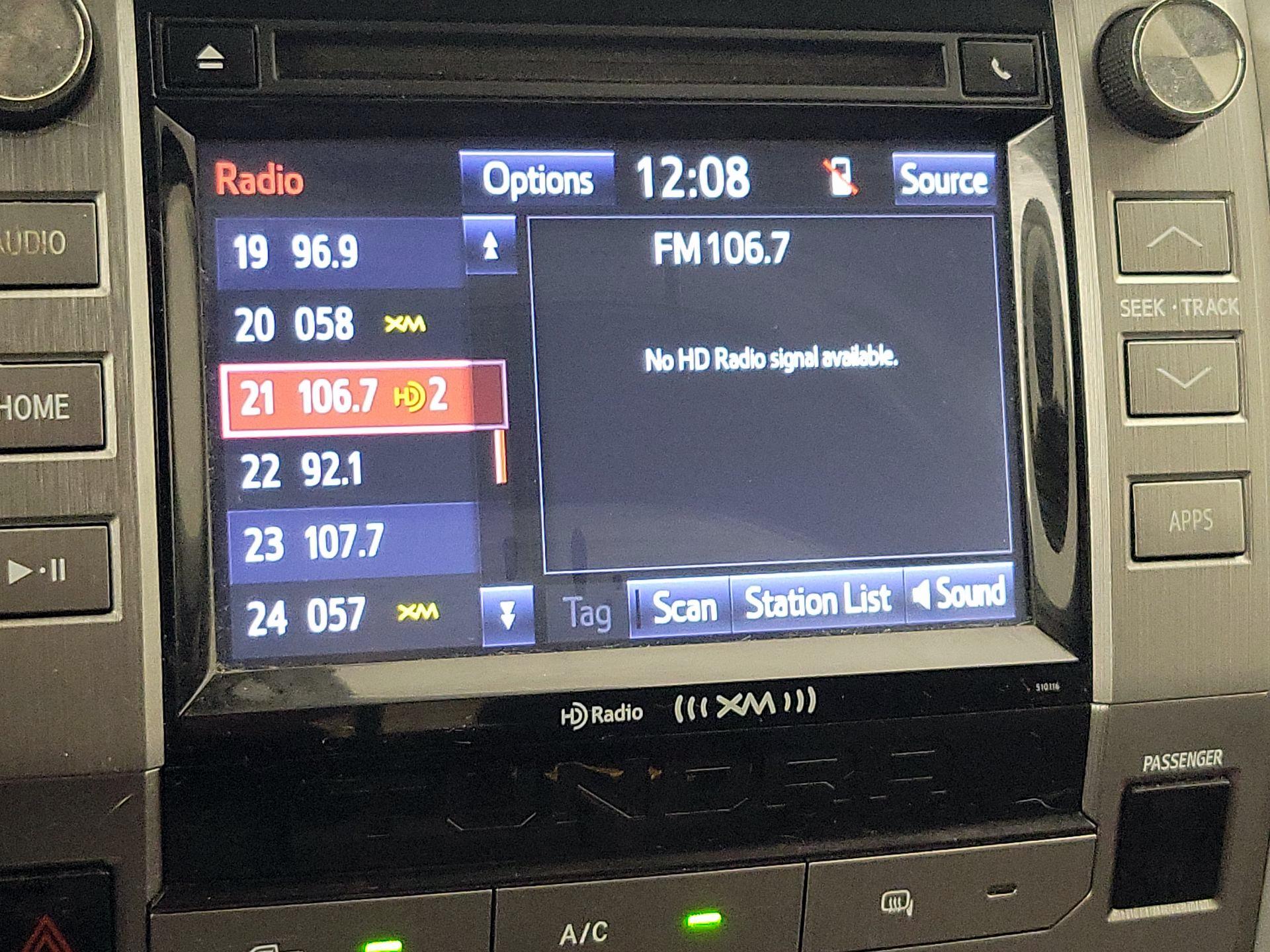 Thumbnail: 2016 Toyota Tundra - 15