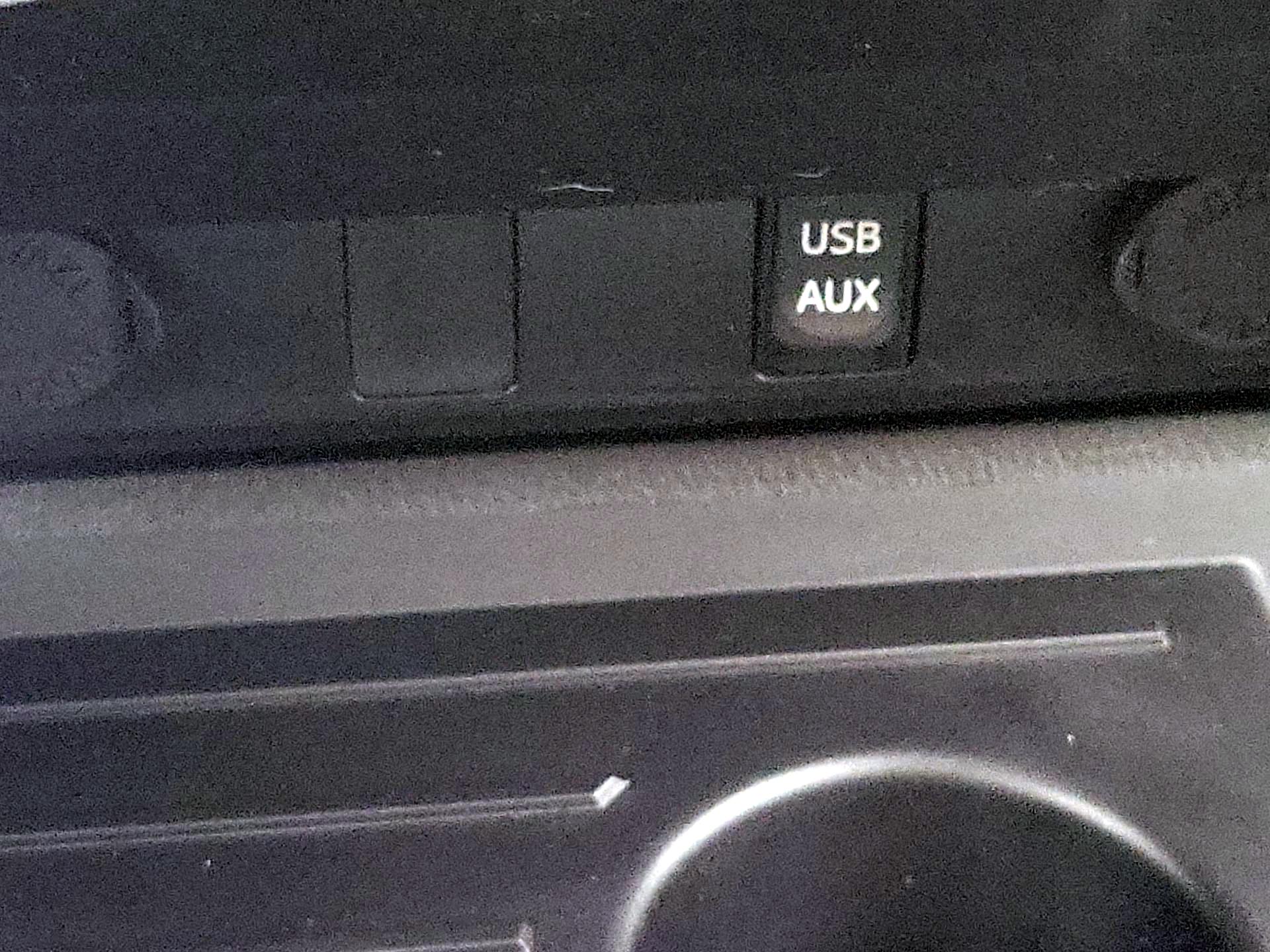 Thumbnail: 2016 Toyota Tundra - 18