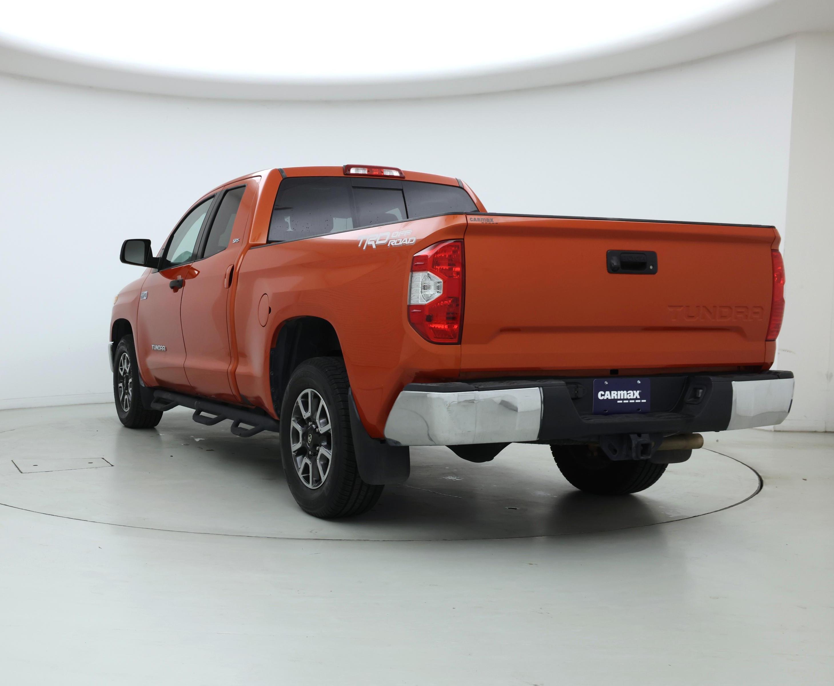 Thumbnail: 2016 Toyota Tundra - 2