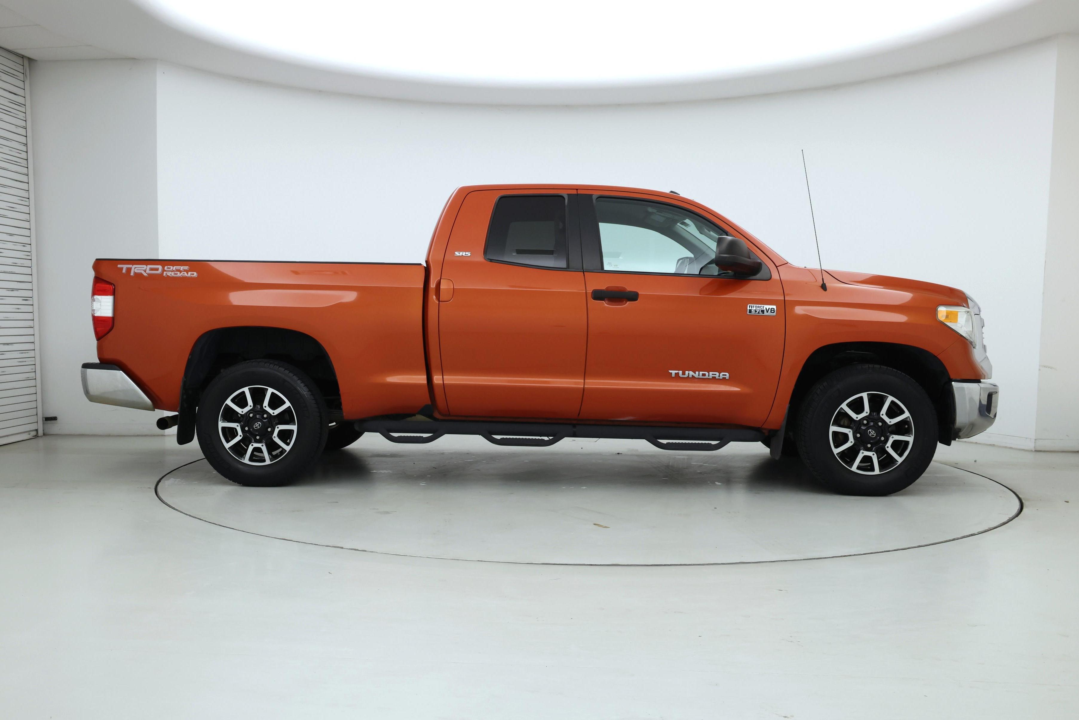 Thumbnail: 2016 Toyota Tundra - 7