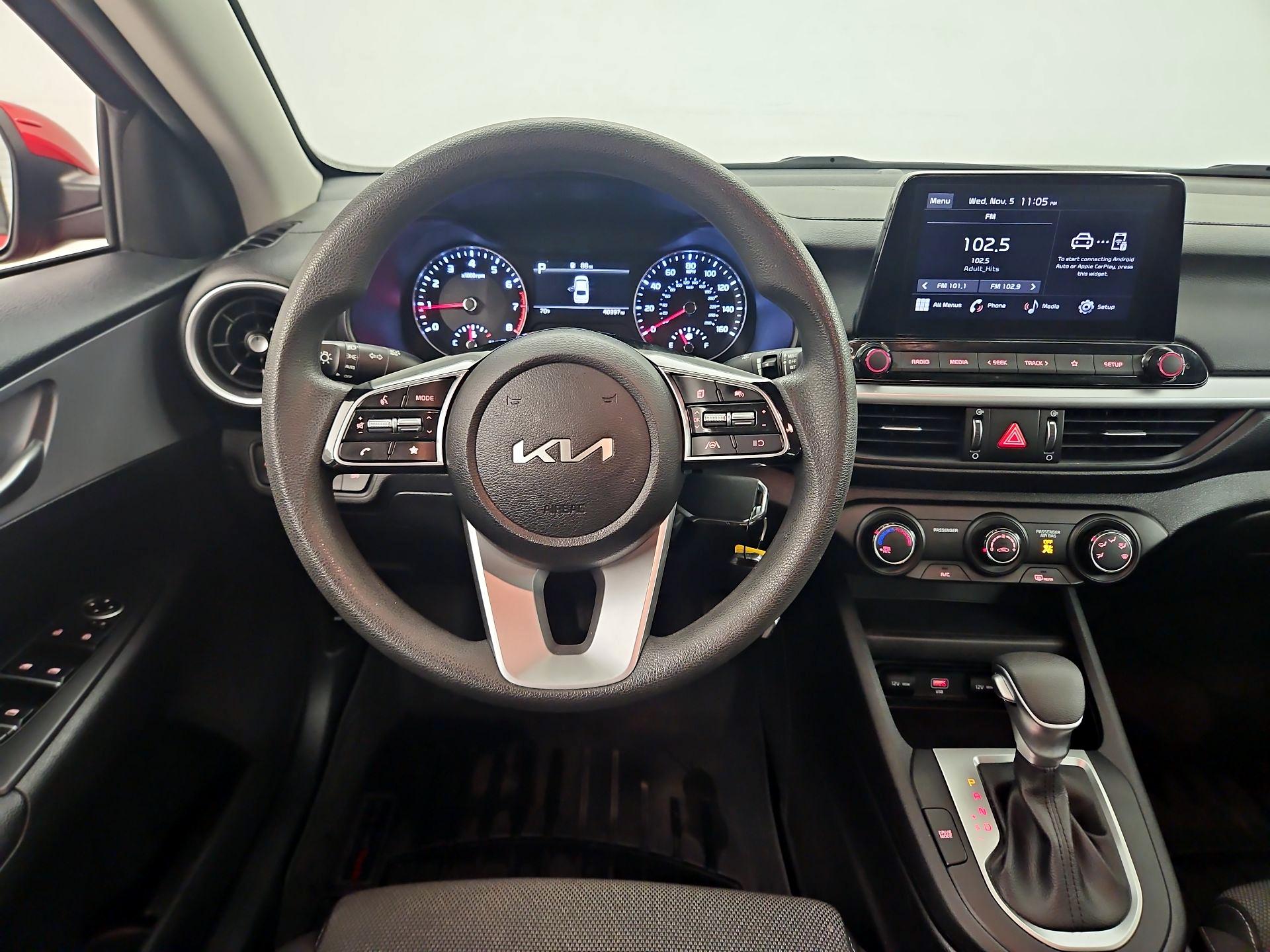 Thumbnail: 2023 Kia Forte - 10