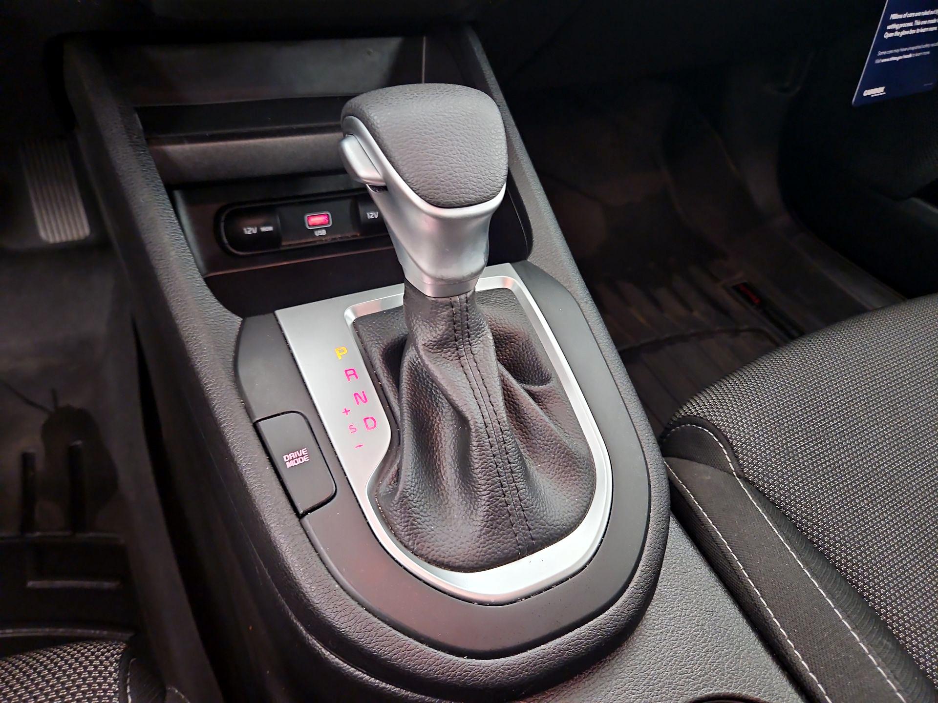 Thumbnail: 2023 Kia Forte - 17