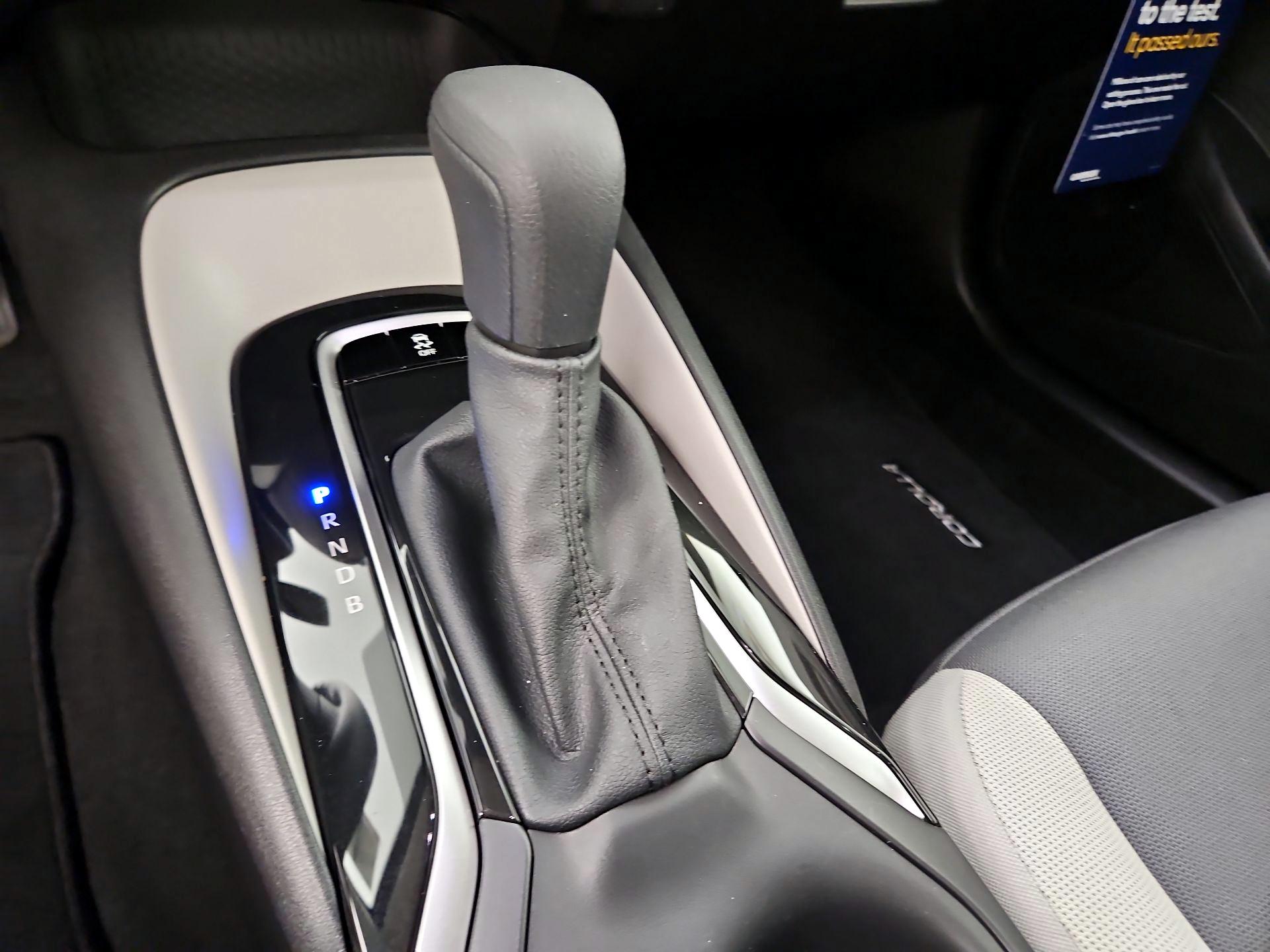 Thumbnail: 2025 Toyota Corolla - 17