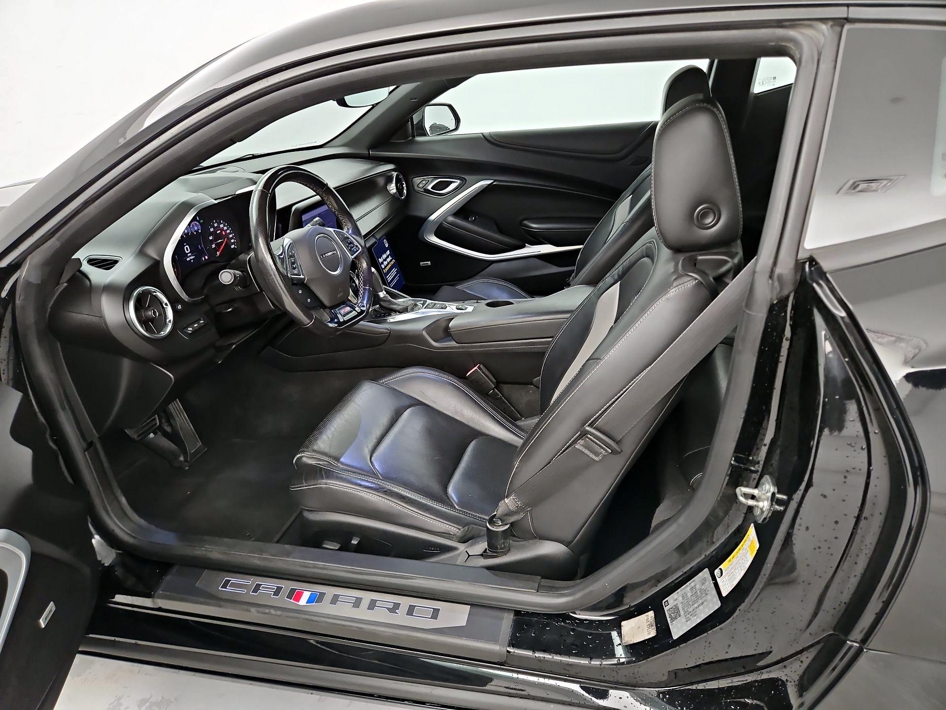 Thumbnail: 2020 Chevrolet Camaro - 11