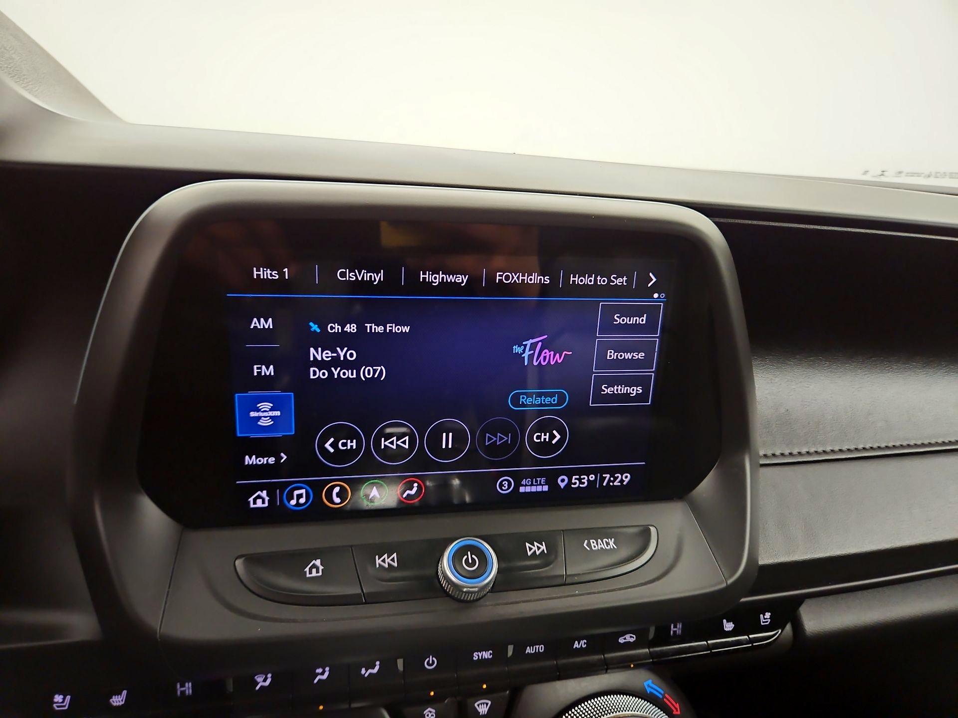 Thumbnail: 2020 Chevrolet Camaro - 16