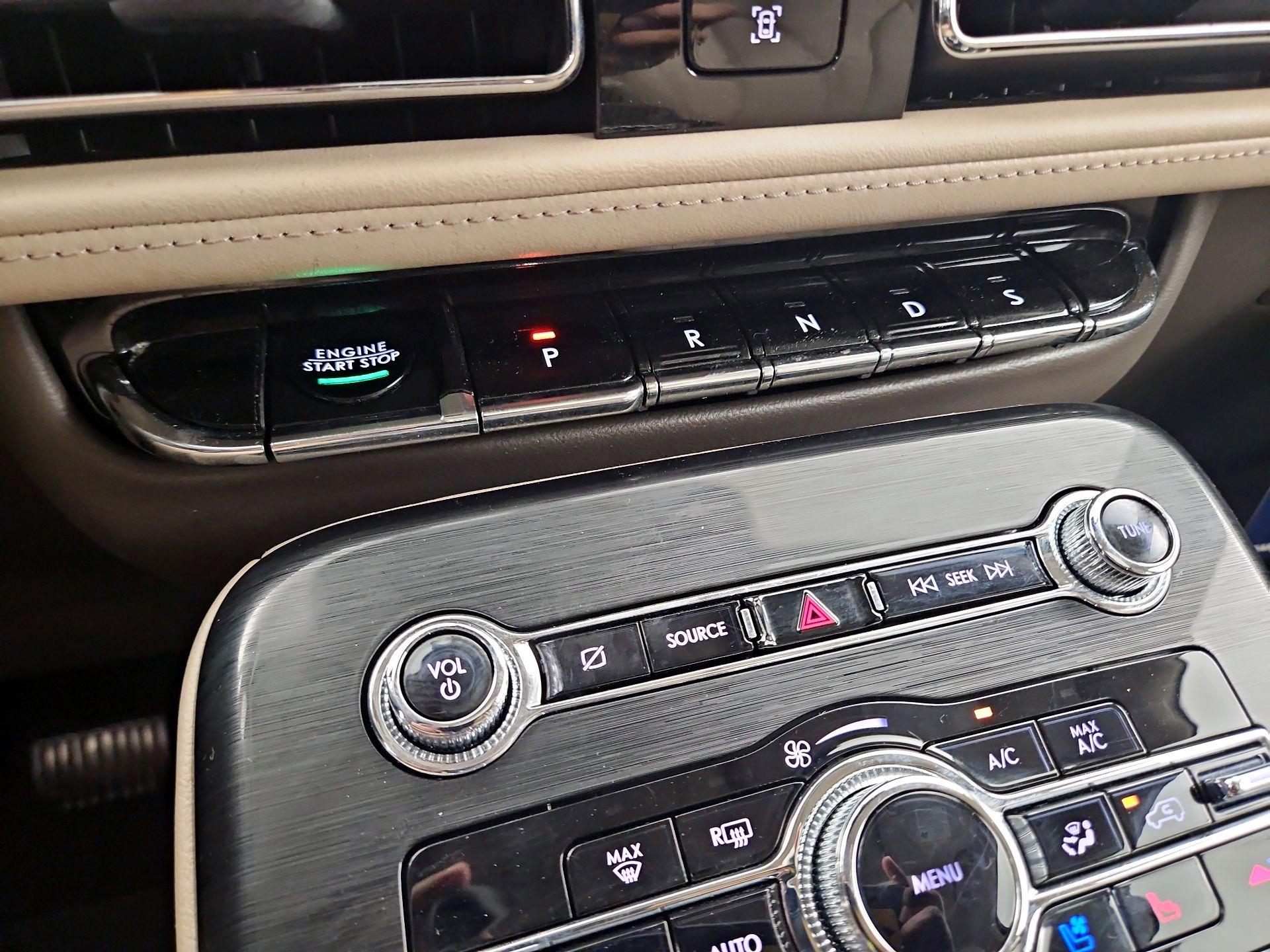 Thumbnail: 2021 Lincoln Nautilus - 18