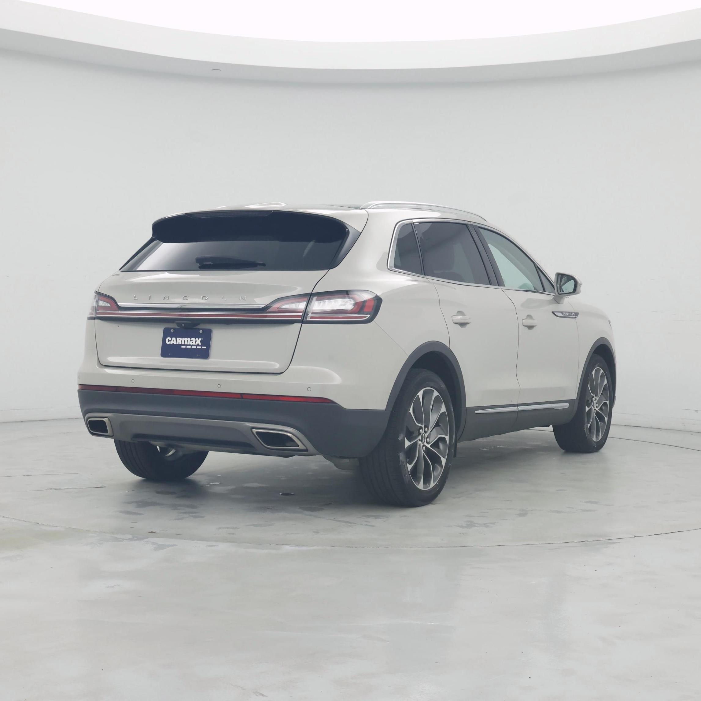 Thumbnail: 2021 Lincoln Nautilus - 8