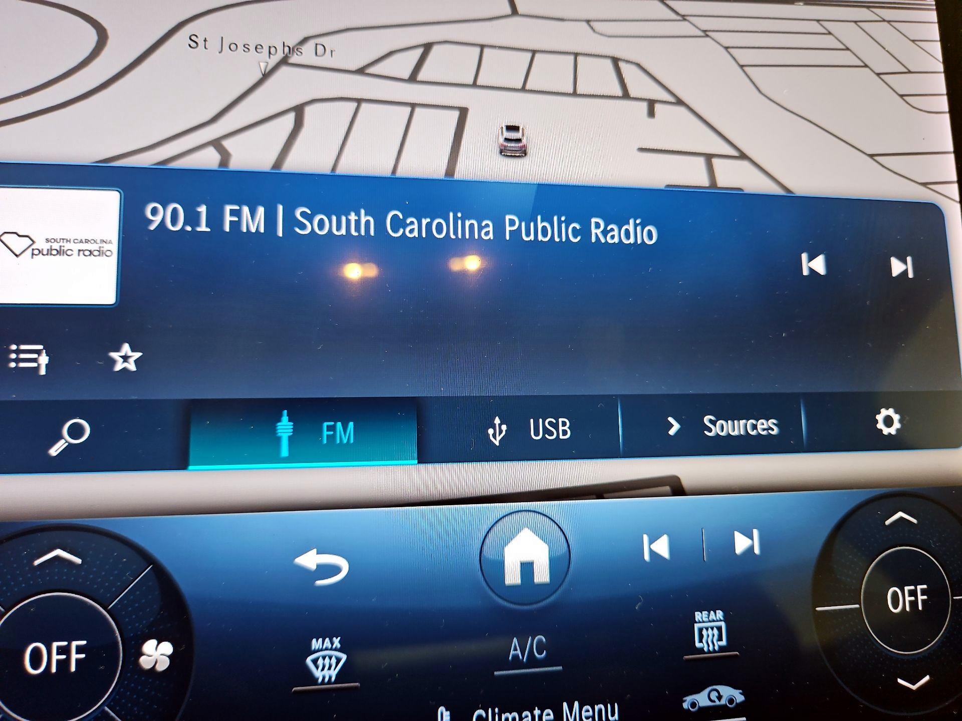 Thumbnail: 2023 Mercedes-Benz GLC - 16