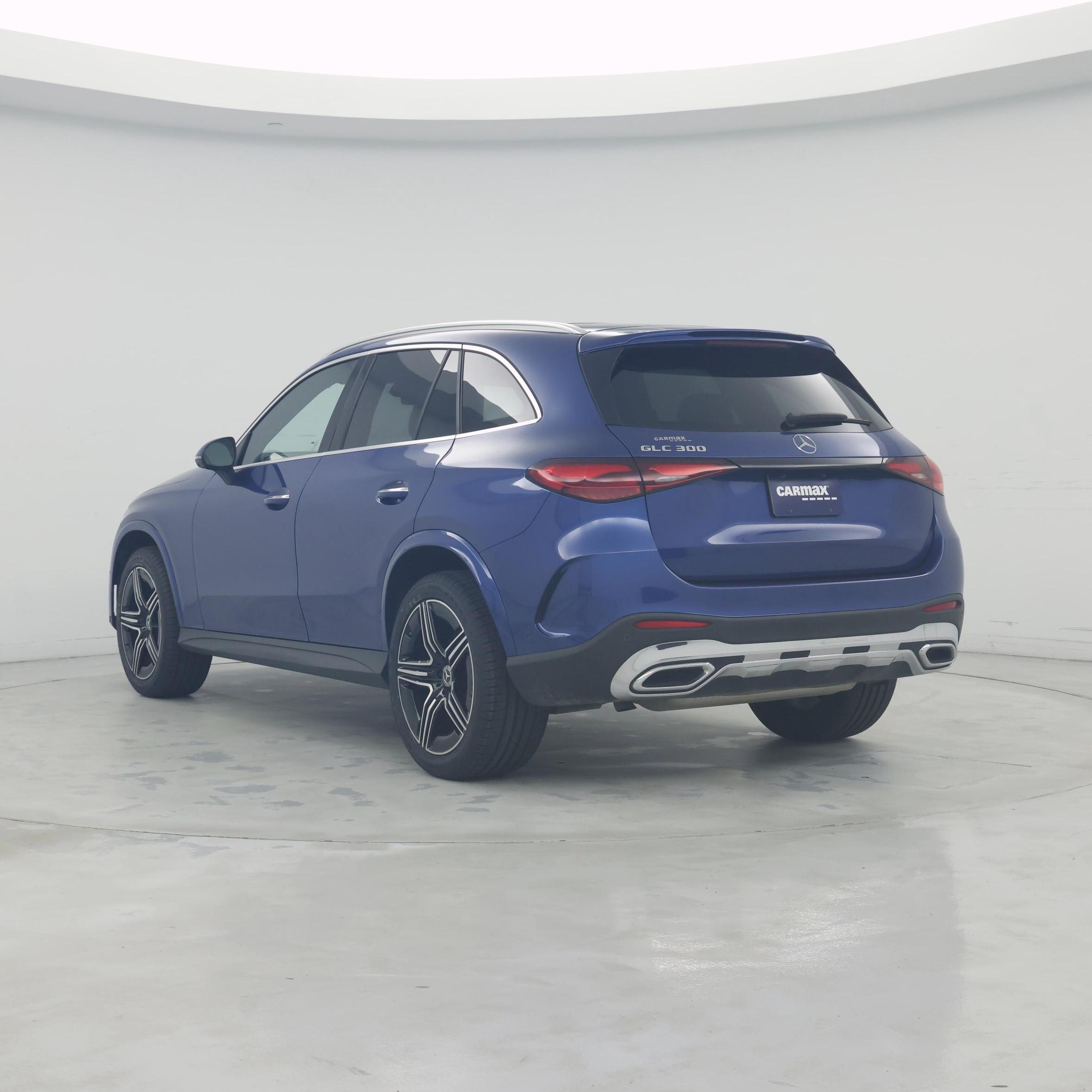 Thumbnail: 2023 Mercedes-Benz GLC - 2