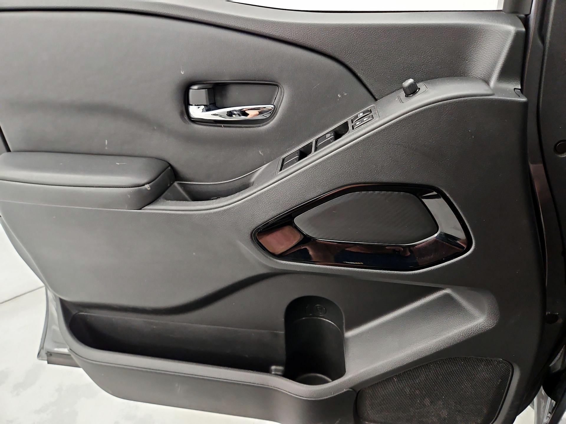 Thumbnail: 2023 Nissan Frontier - 12