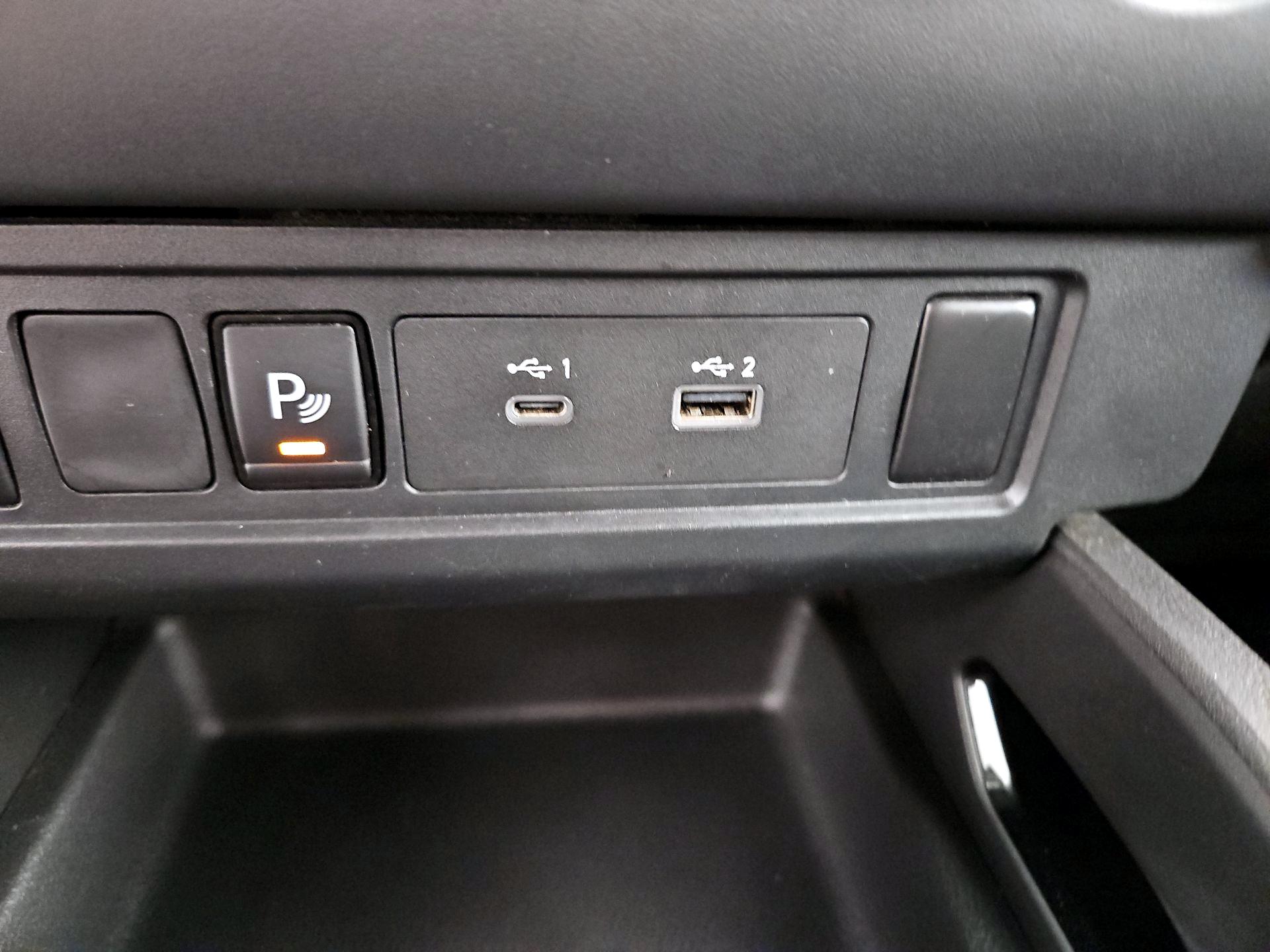 Thumbnail: 2023 Nissan Frontier - 18