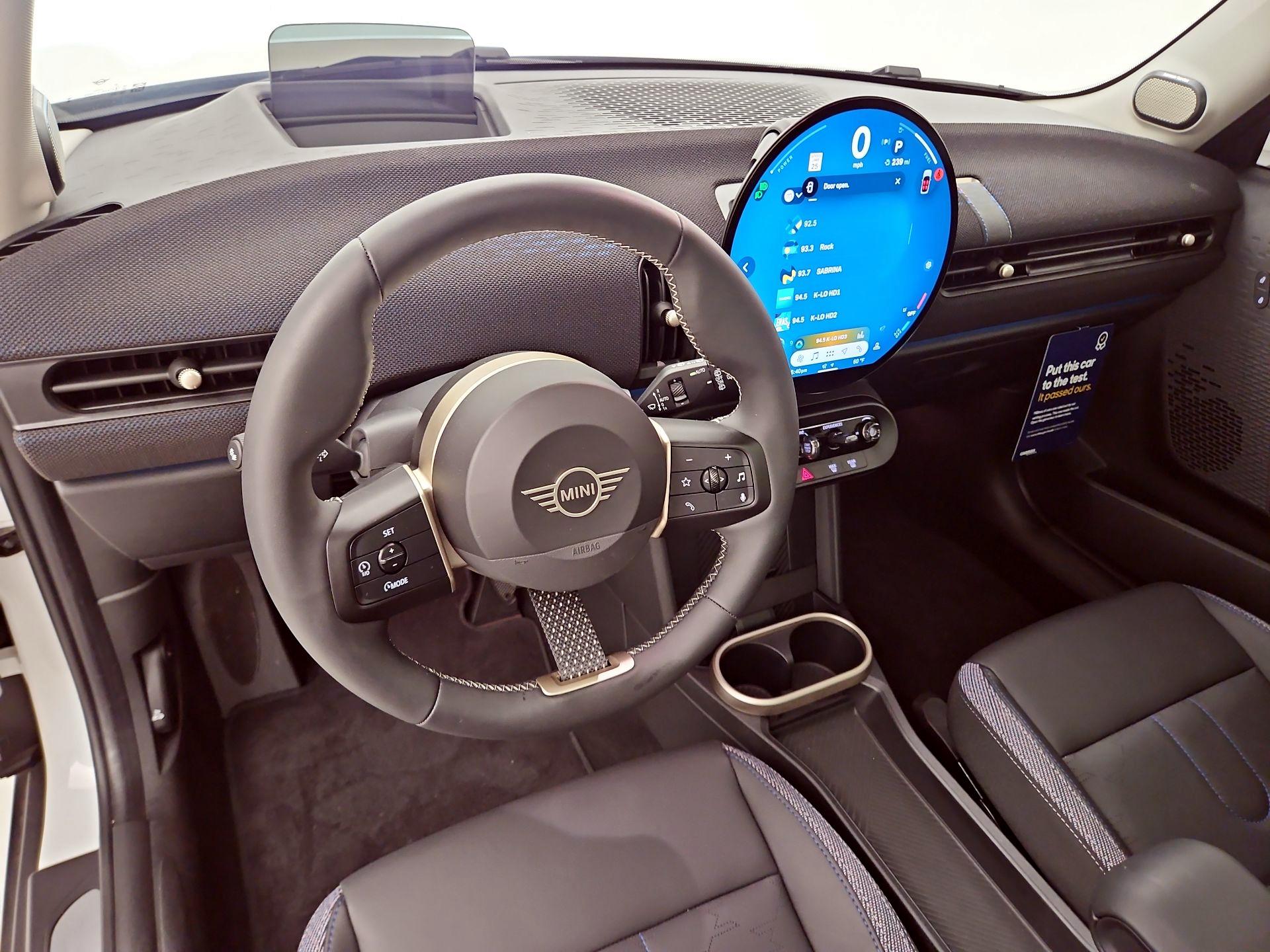 Thumbnail: 2025 MINI Cooper Hardtop - 9