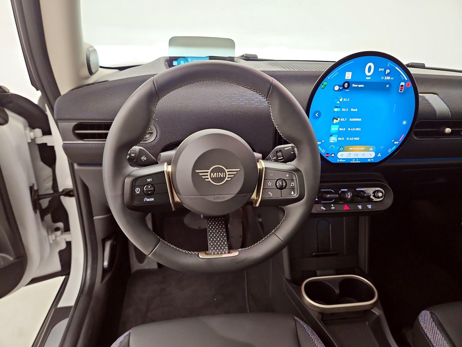 Thumbnail: 2025 MINI Cooper Hardtop - 10