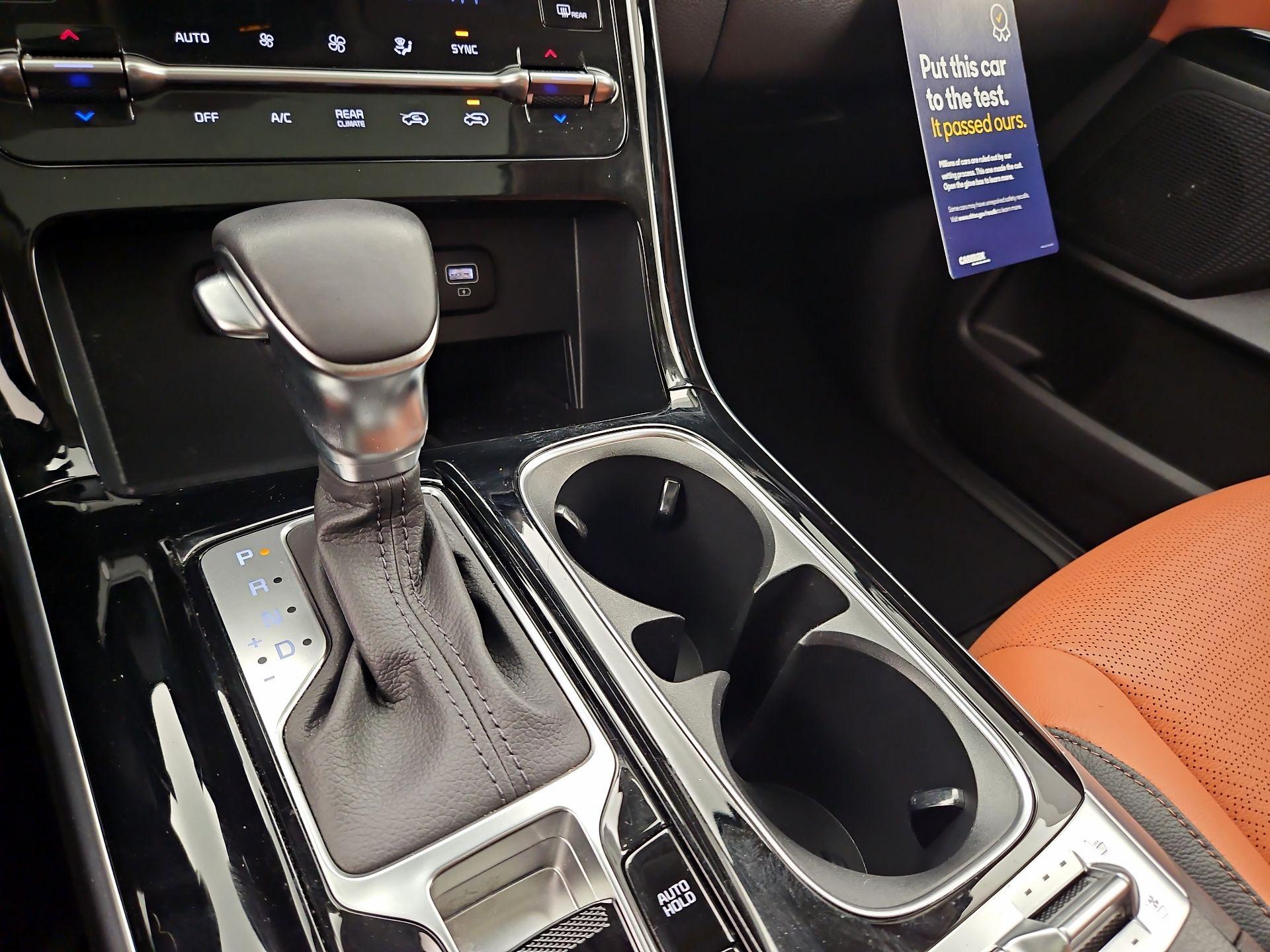 Thumbnail: 2022 Kia Carnival - 18