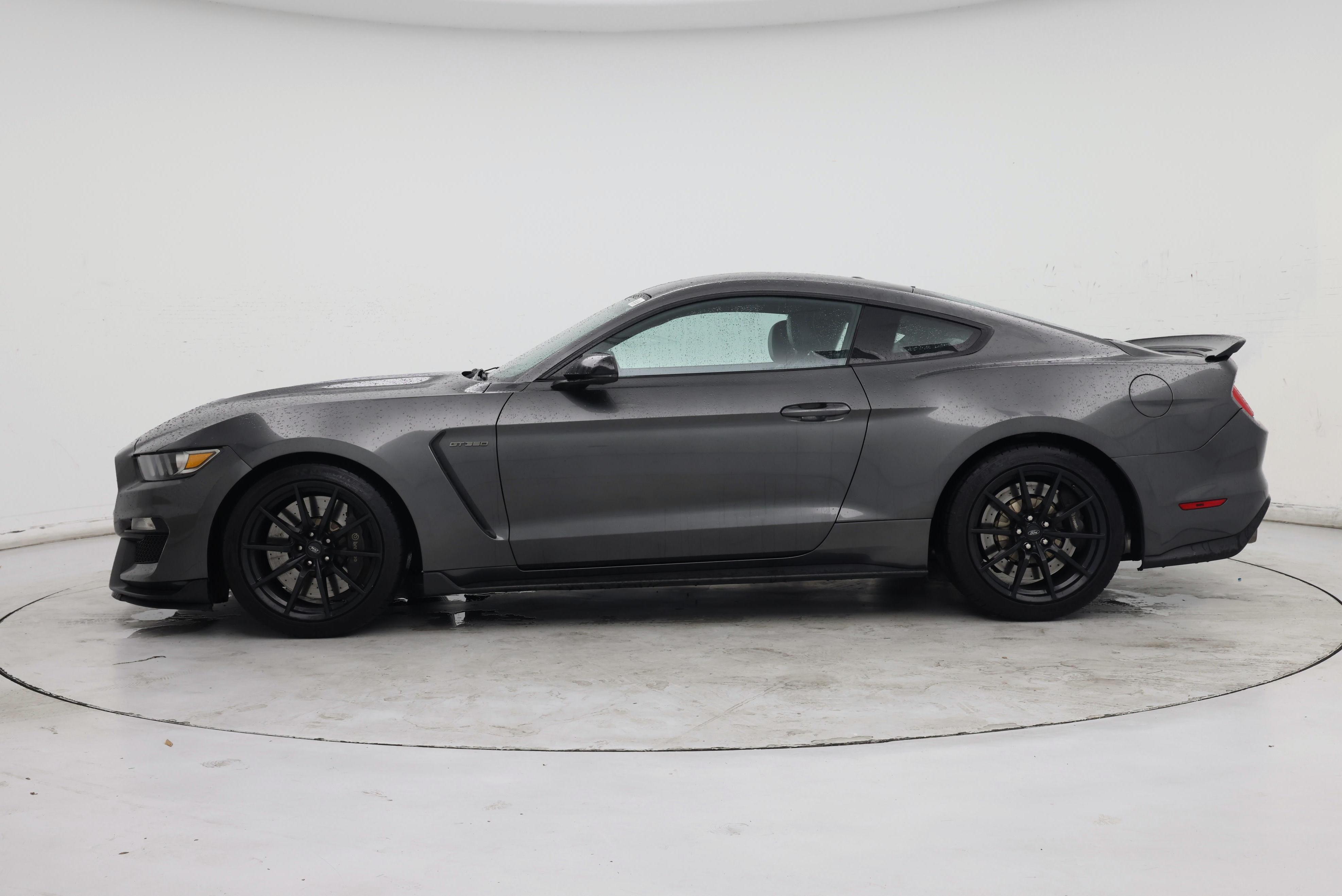 Thumbnail: 2017 Ford Mustang - 3