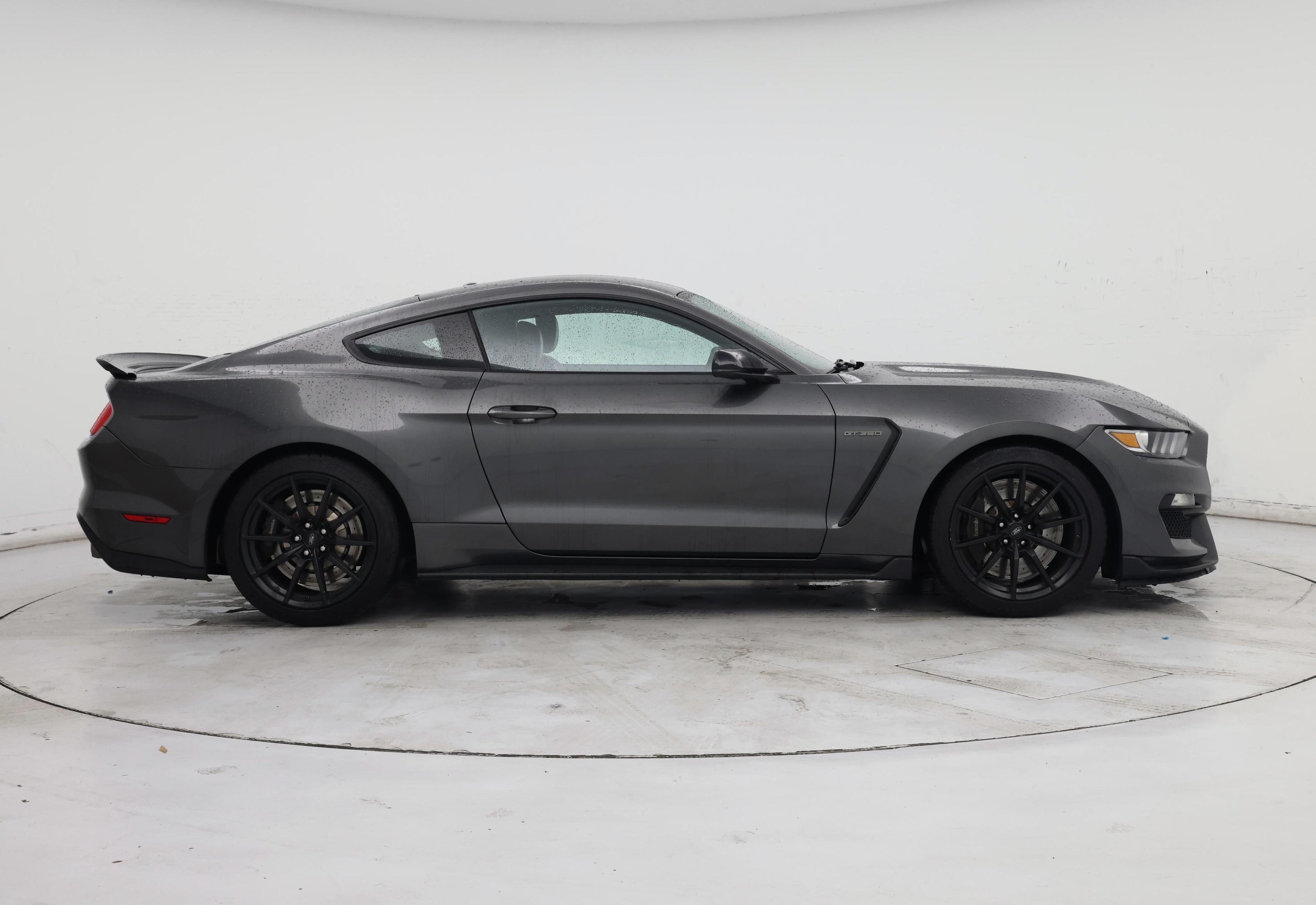 Thumbnail: 2017 Ford Mustang - 7