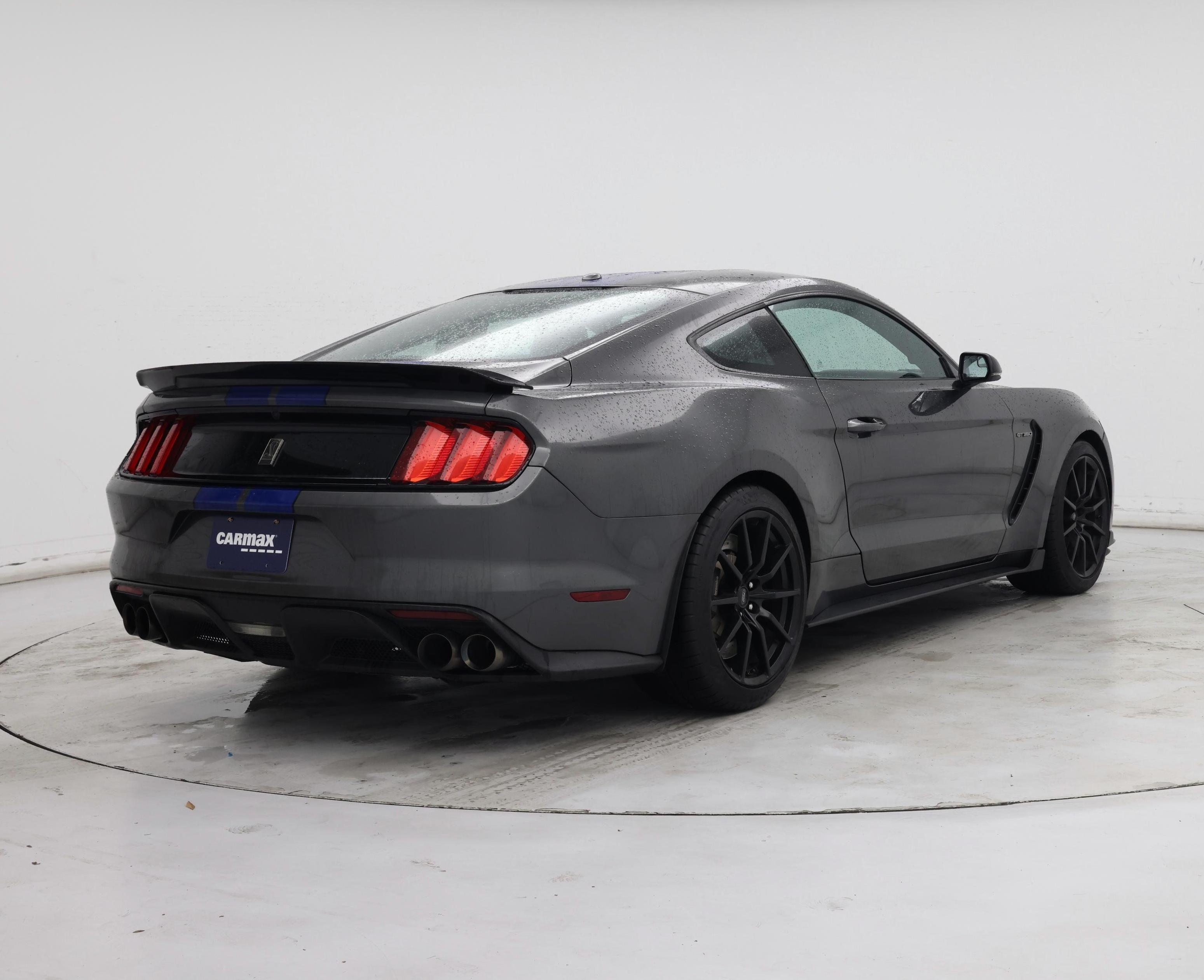 Thumbnail: 2017 Ford Mustang - 8