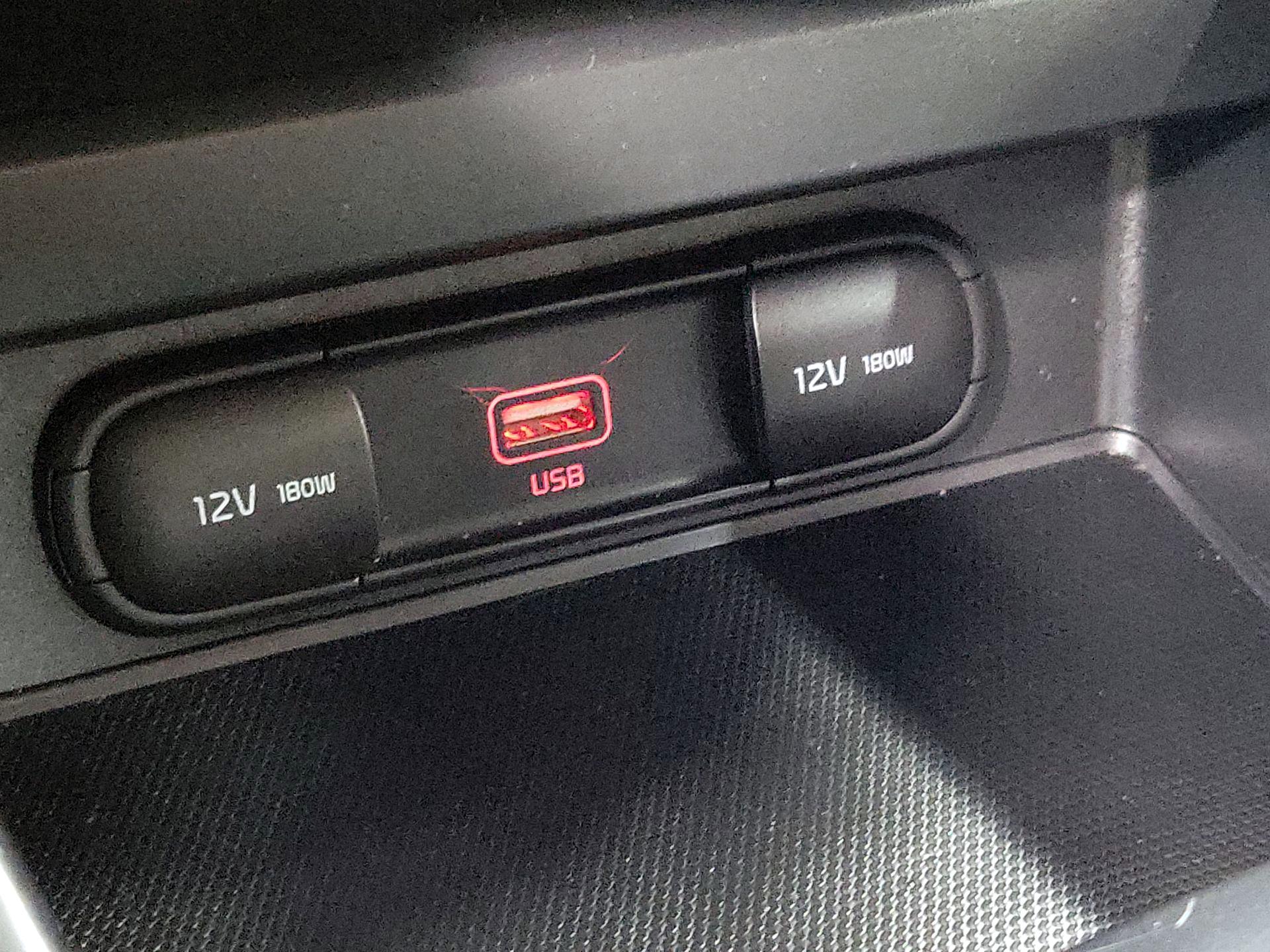 Thumbnail: 2020 Kia Soul - 18