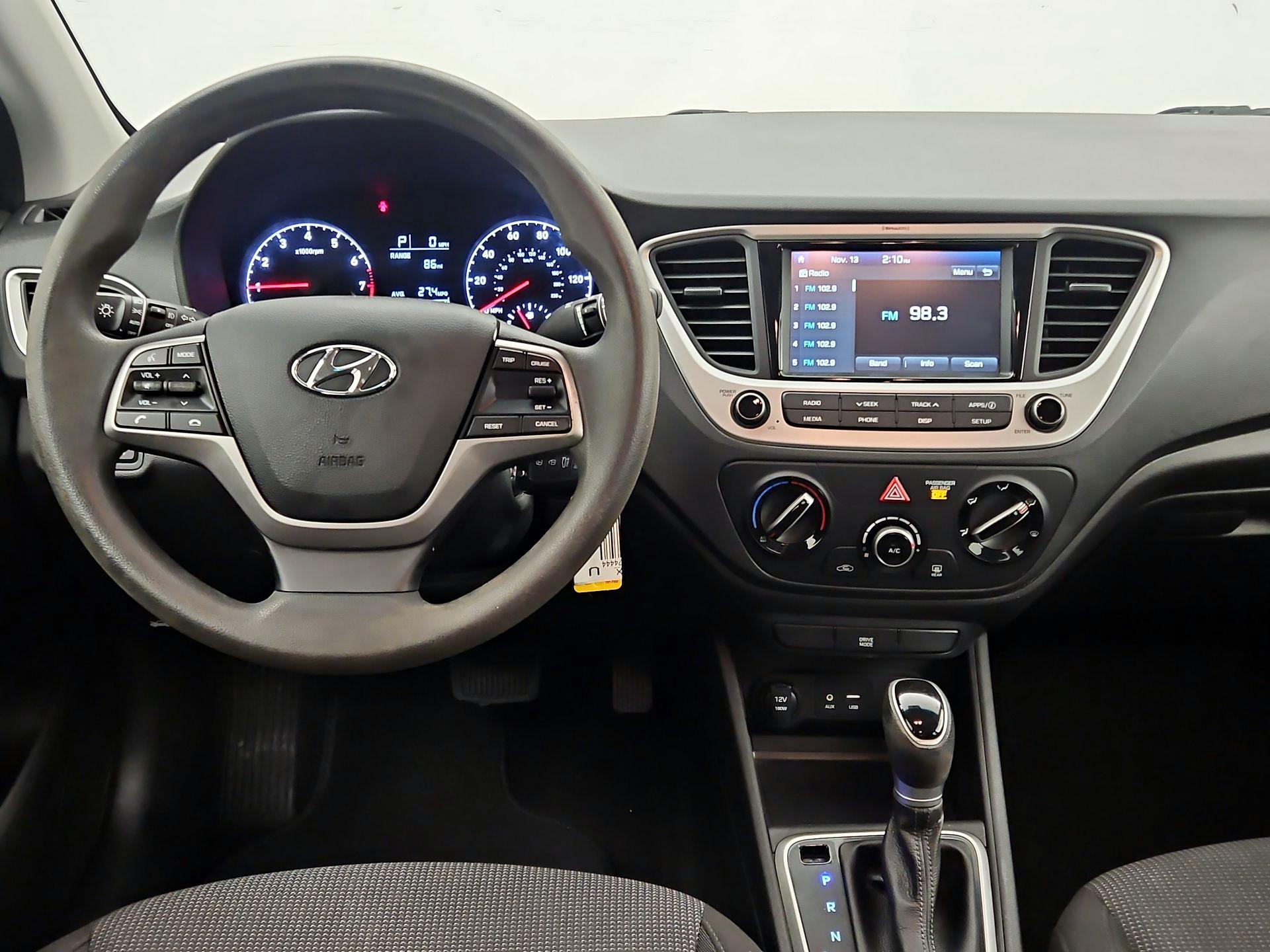 Thumbnail: 2022 Hyundai Accent - 10