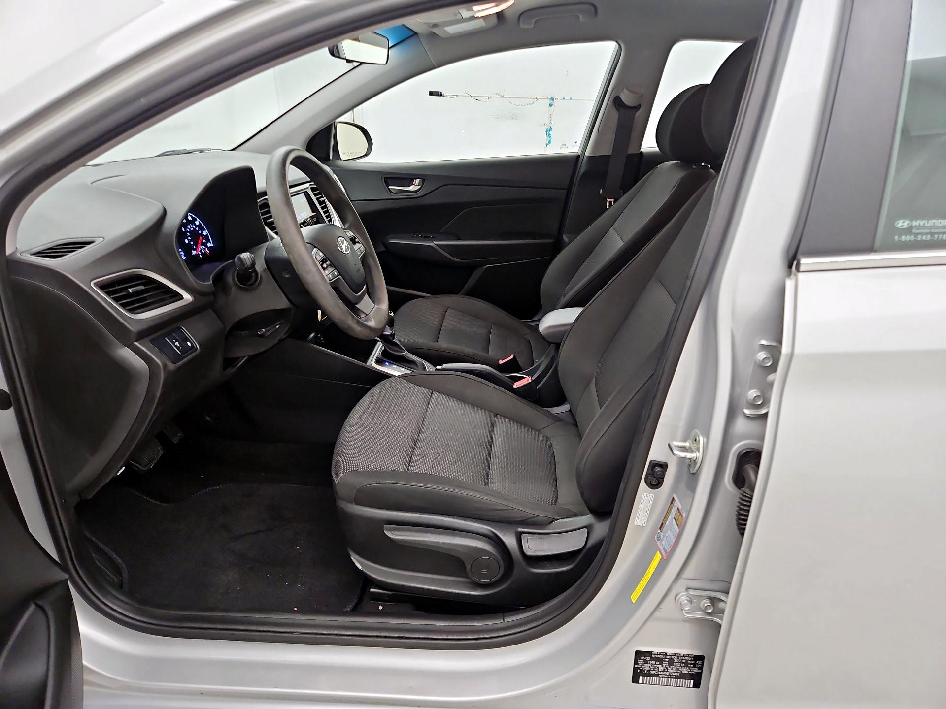 Thumbnail: 2022 Hyundai Accent - 11