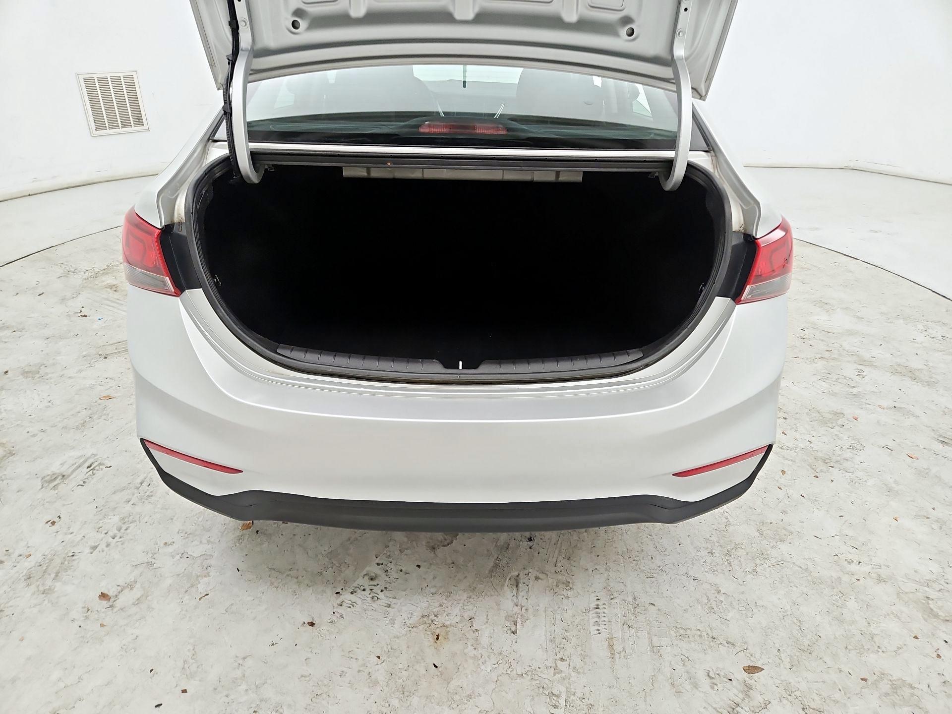 Thumbnail: 2022 Hyundai Accent - 20