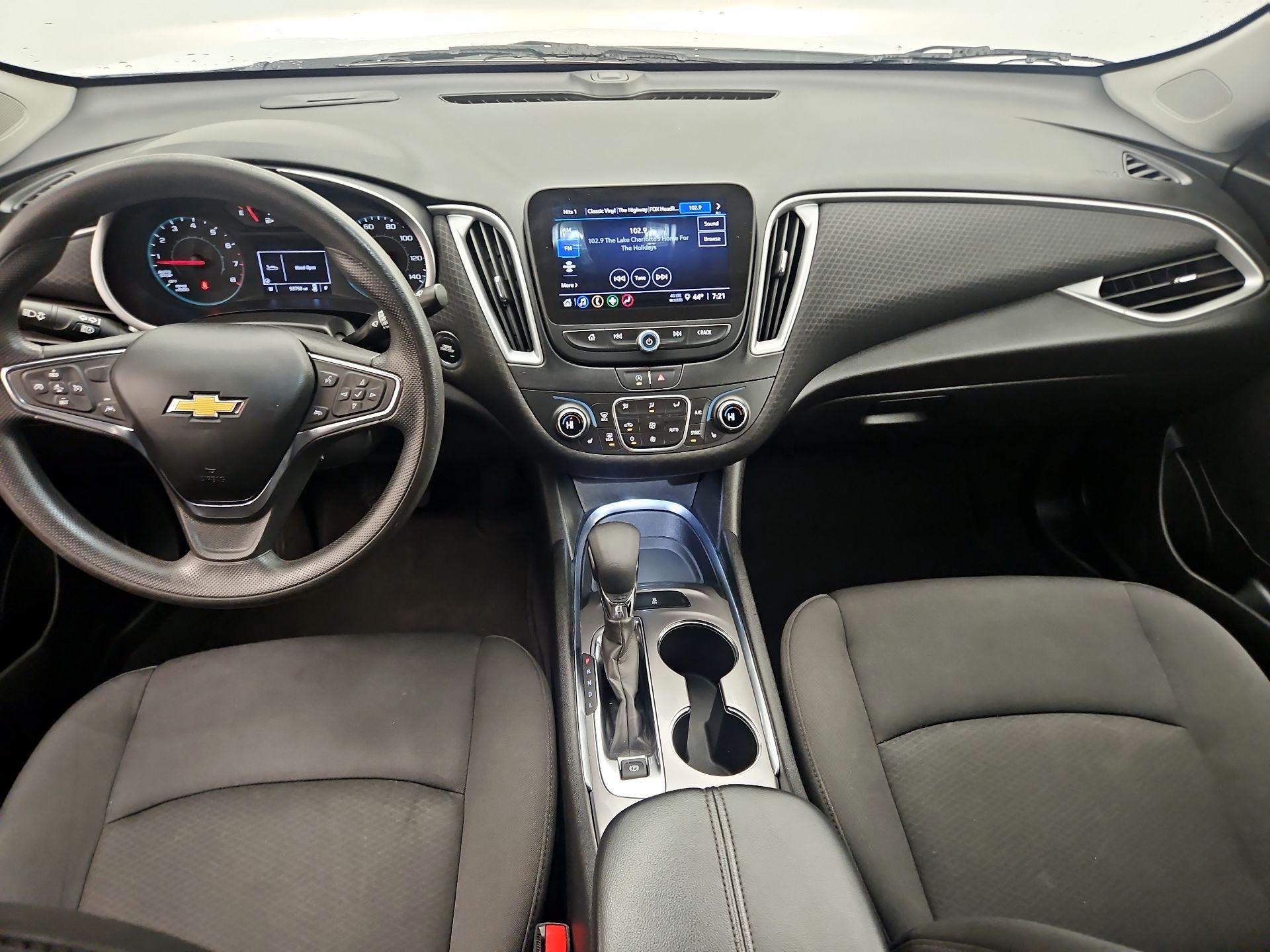 Thumbnail: 2023 Chevrolet Malibu - 9