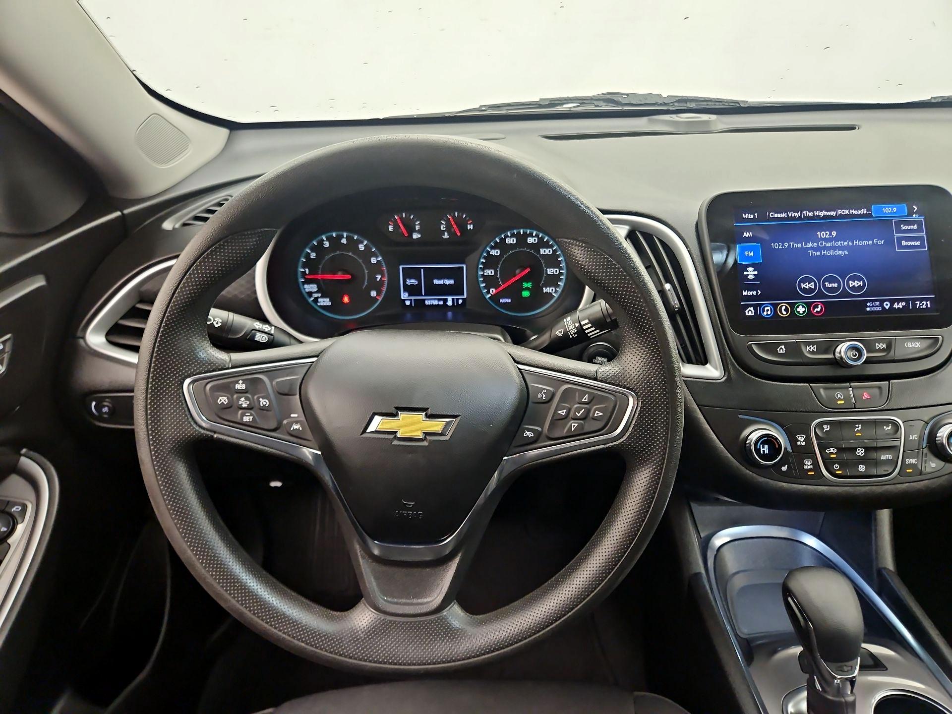 Thumbnail: 2023 Chevrolet Malibu - 10