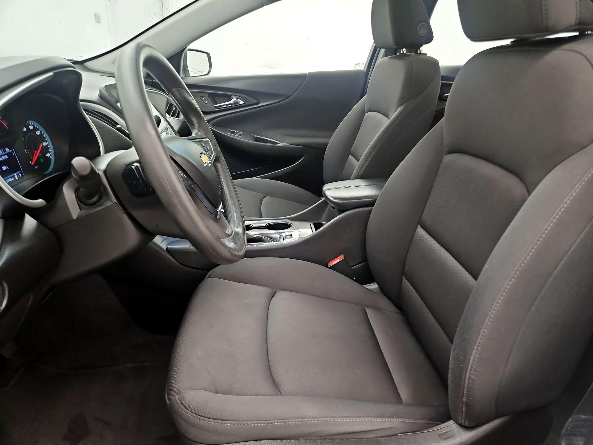 Thumbnail: 2023 Chevrolet Malibu - 11