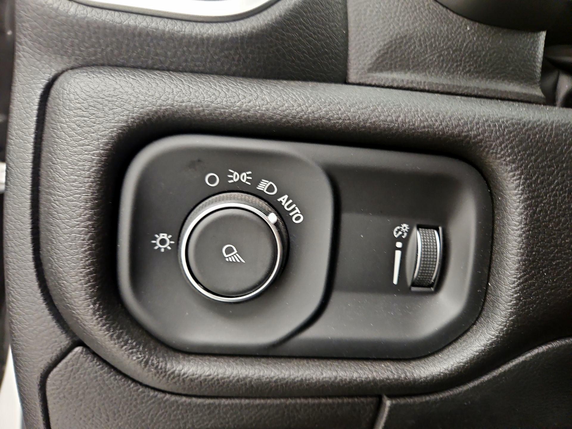 Thumbnail: 2023 RAM 1500 - 13