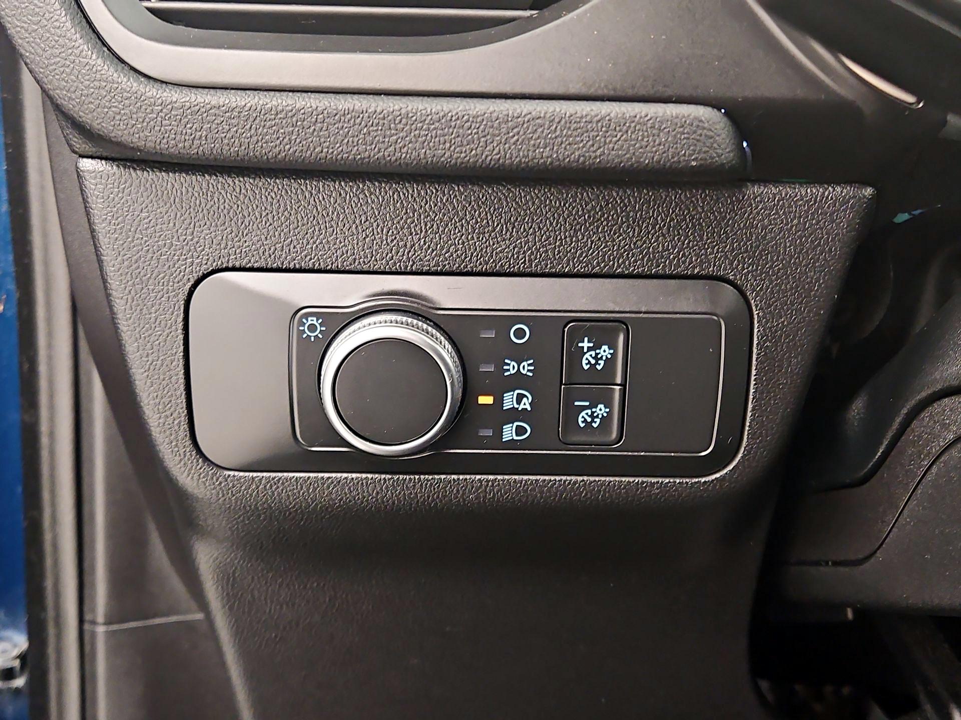 Thumbnail: 2020 Ford Escape - 13