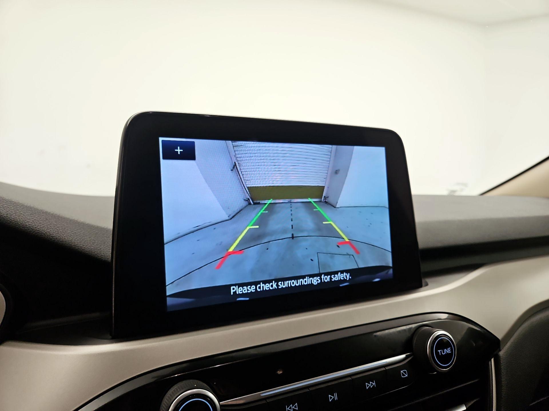 Thumbnail: 2020 Ford Escape - 15