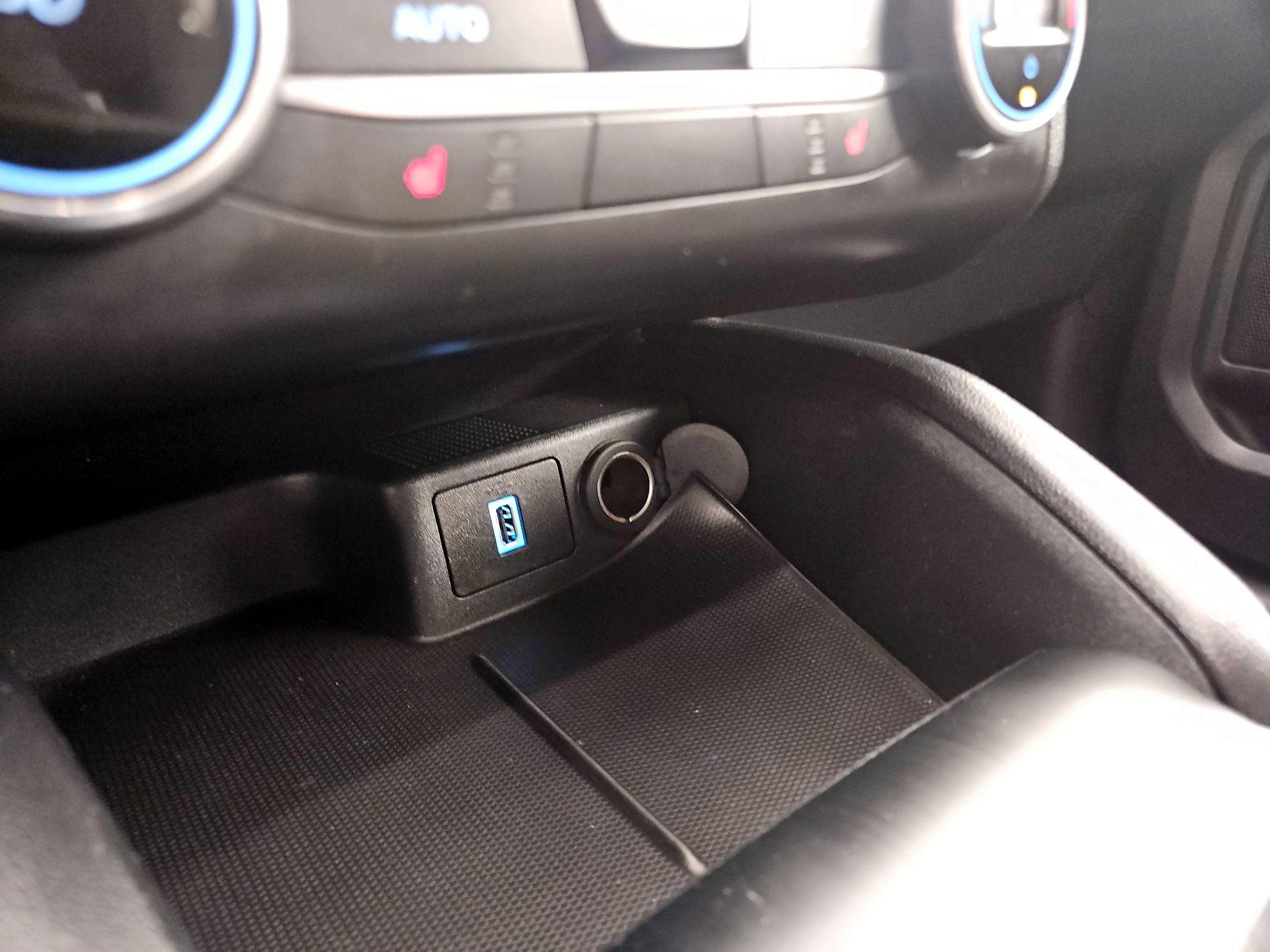 Thumbnail: 2020 Ford Escape - 19