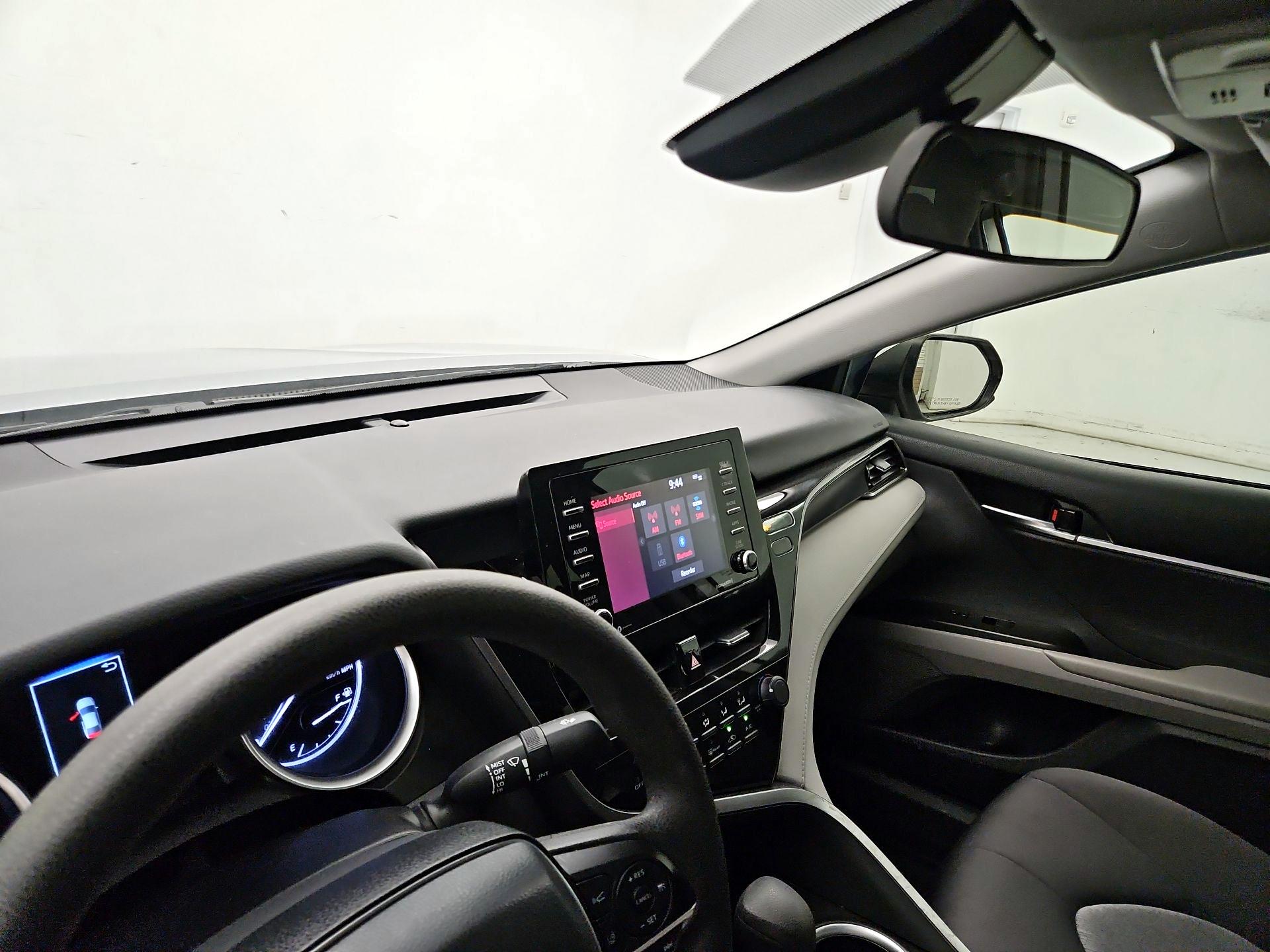 Thumbnail: 2021 Toyota Camry - 9