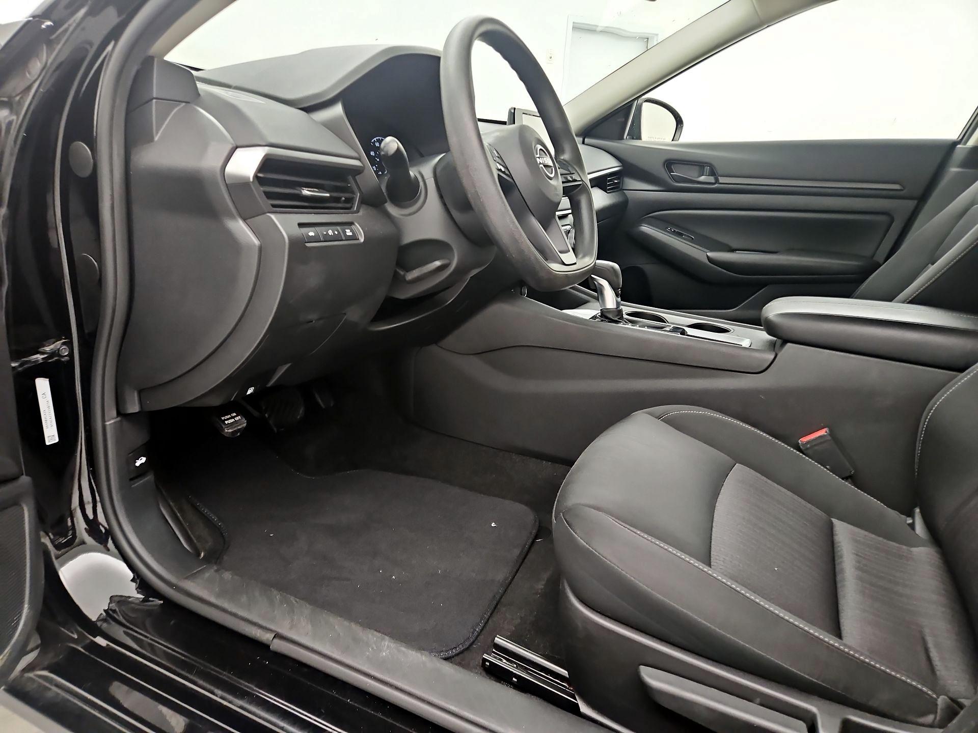 Thumbnail: 2023 Nissan Altima - 11