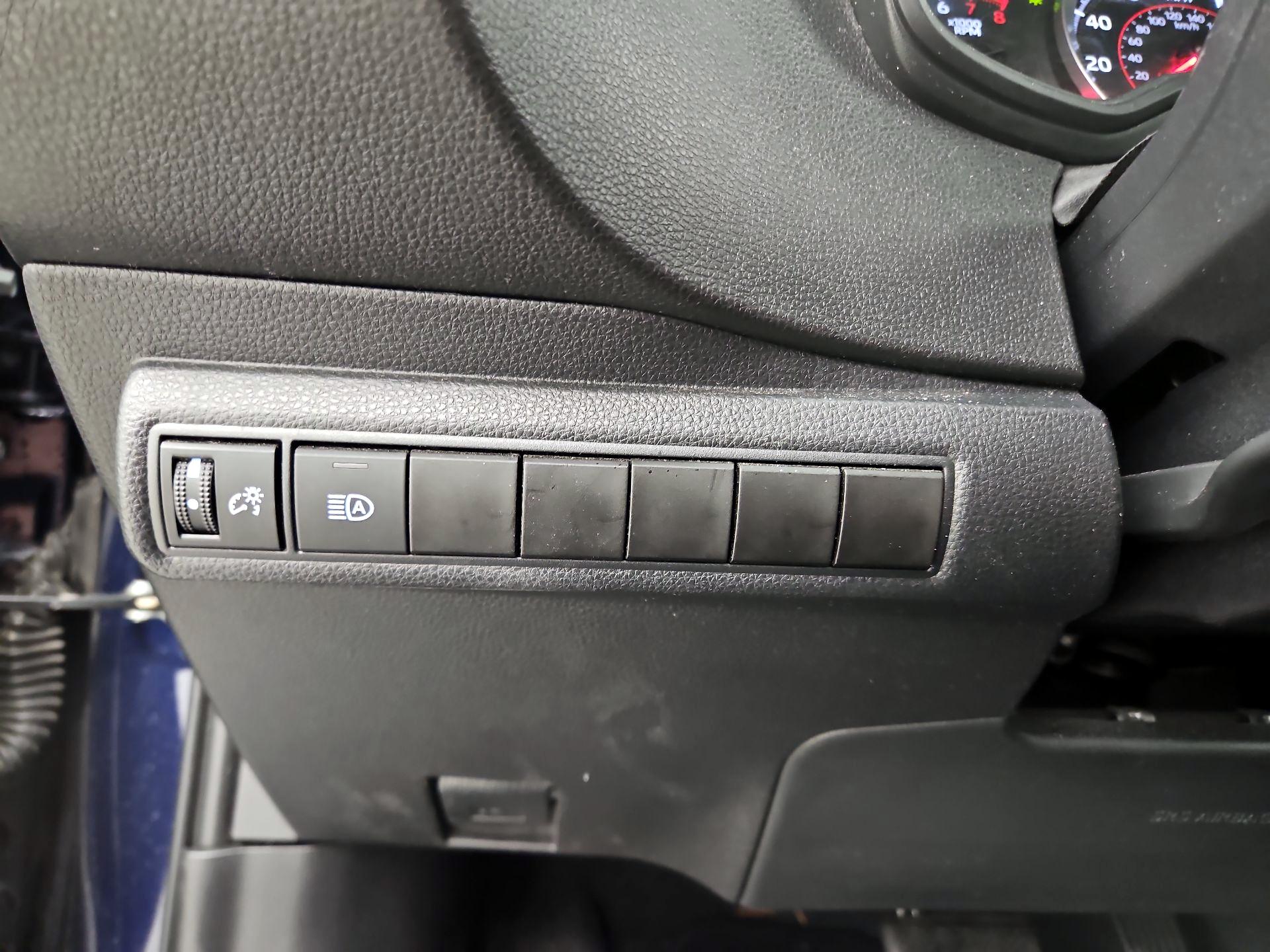 Thumbnail: 2022 Toyota Corolla - 13