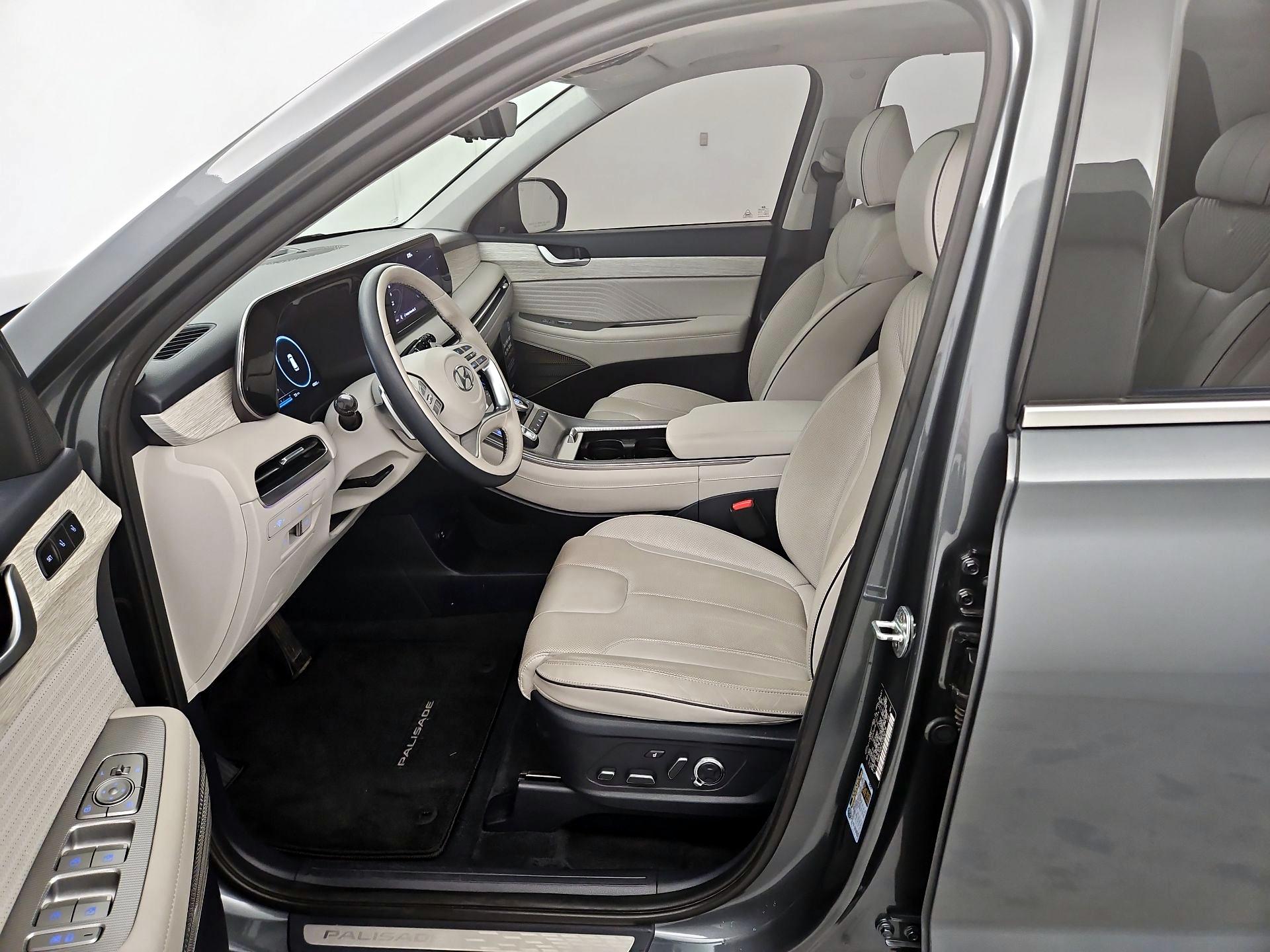 Thumbnail: 2023 Hyundai Palisade - 11