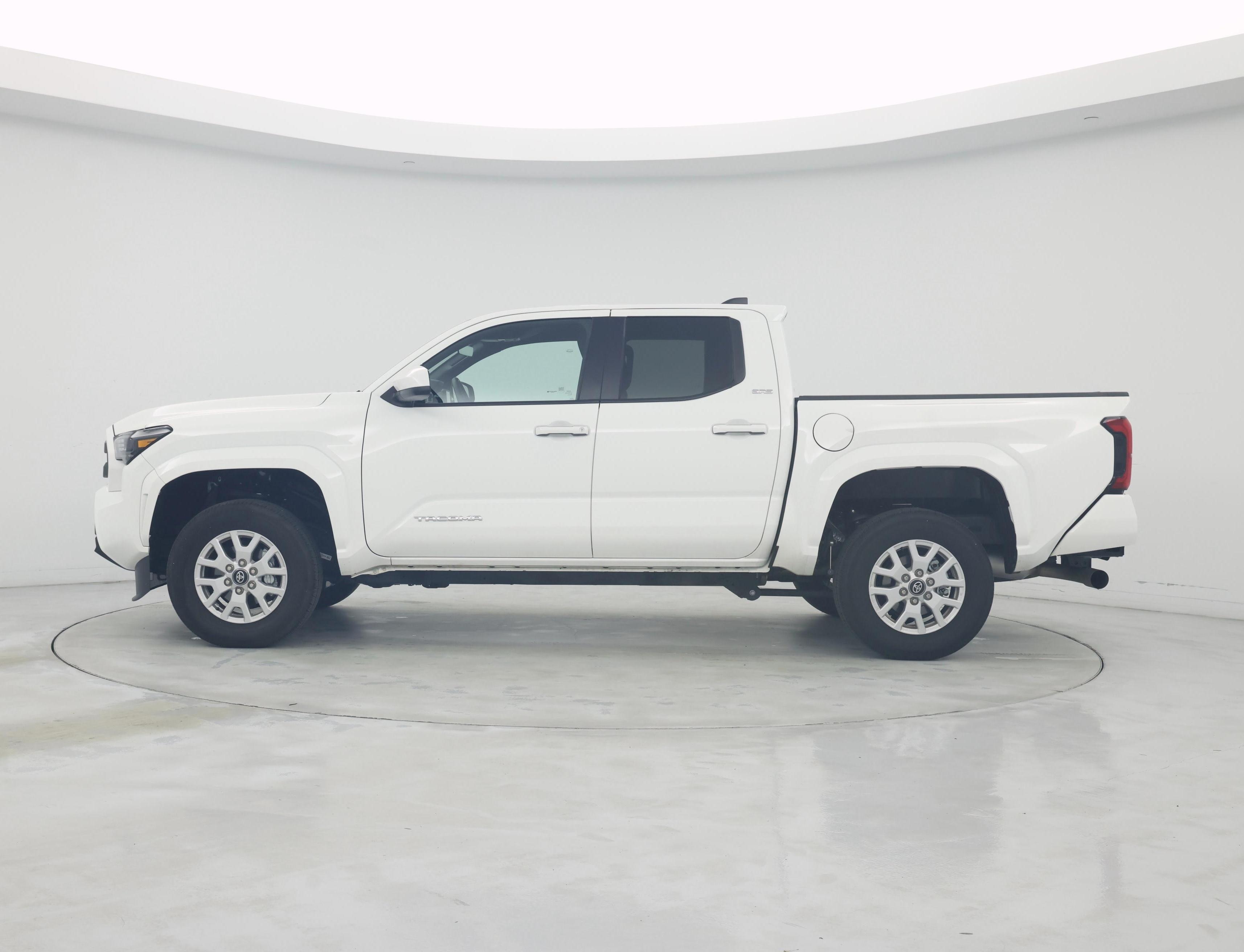 Thumbnail: 2025 Toyota Tacoma - 3