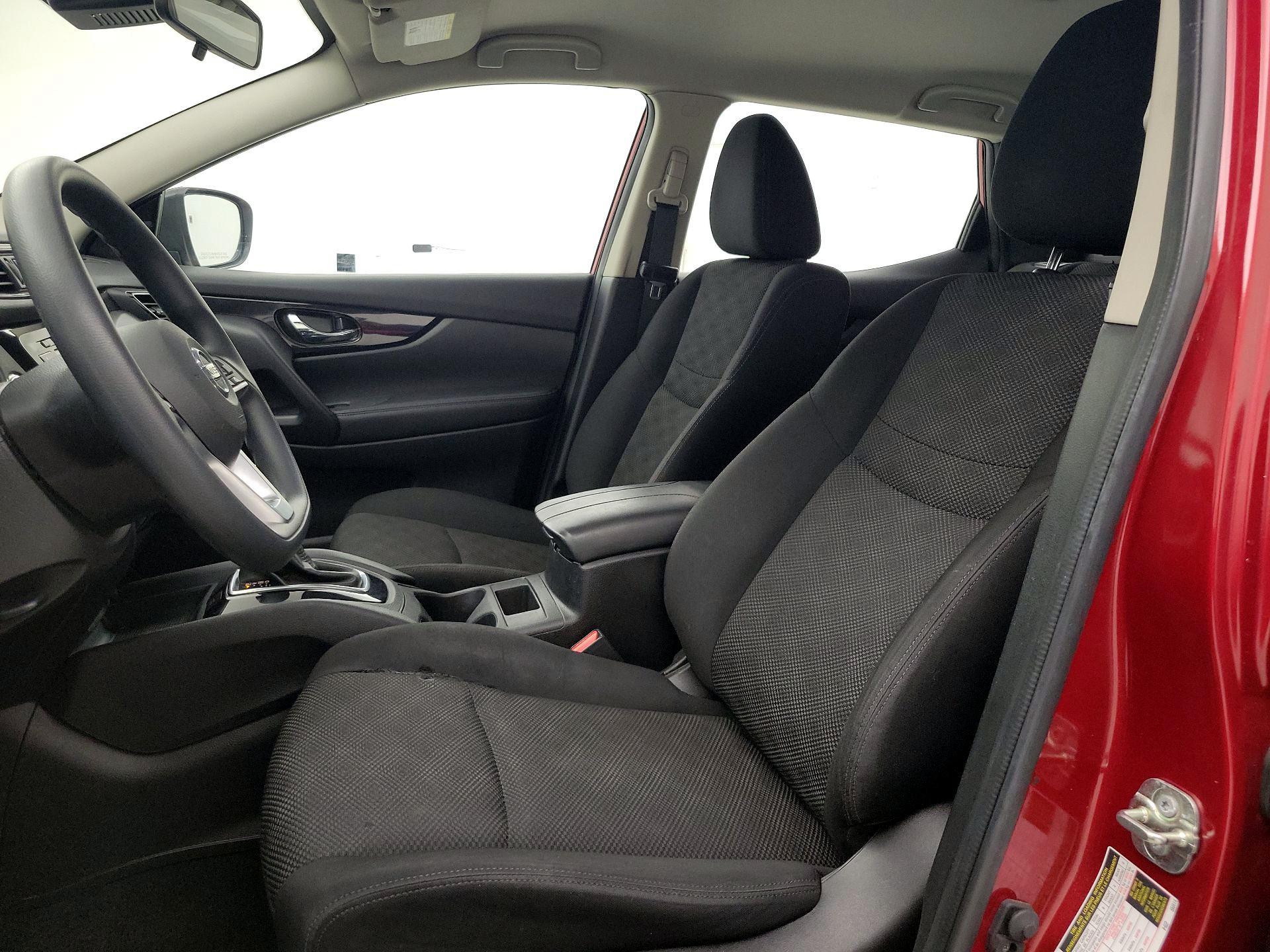 Thumbnail: 2019 Nissan Rogue Sport - 11