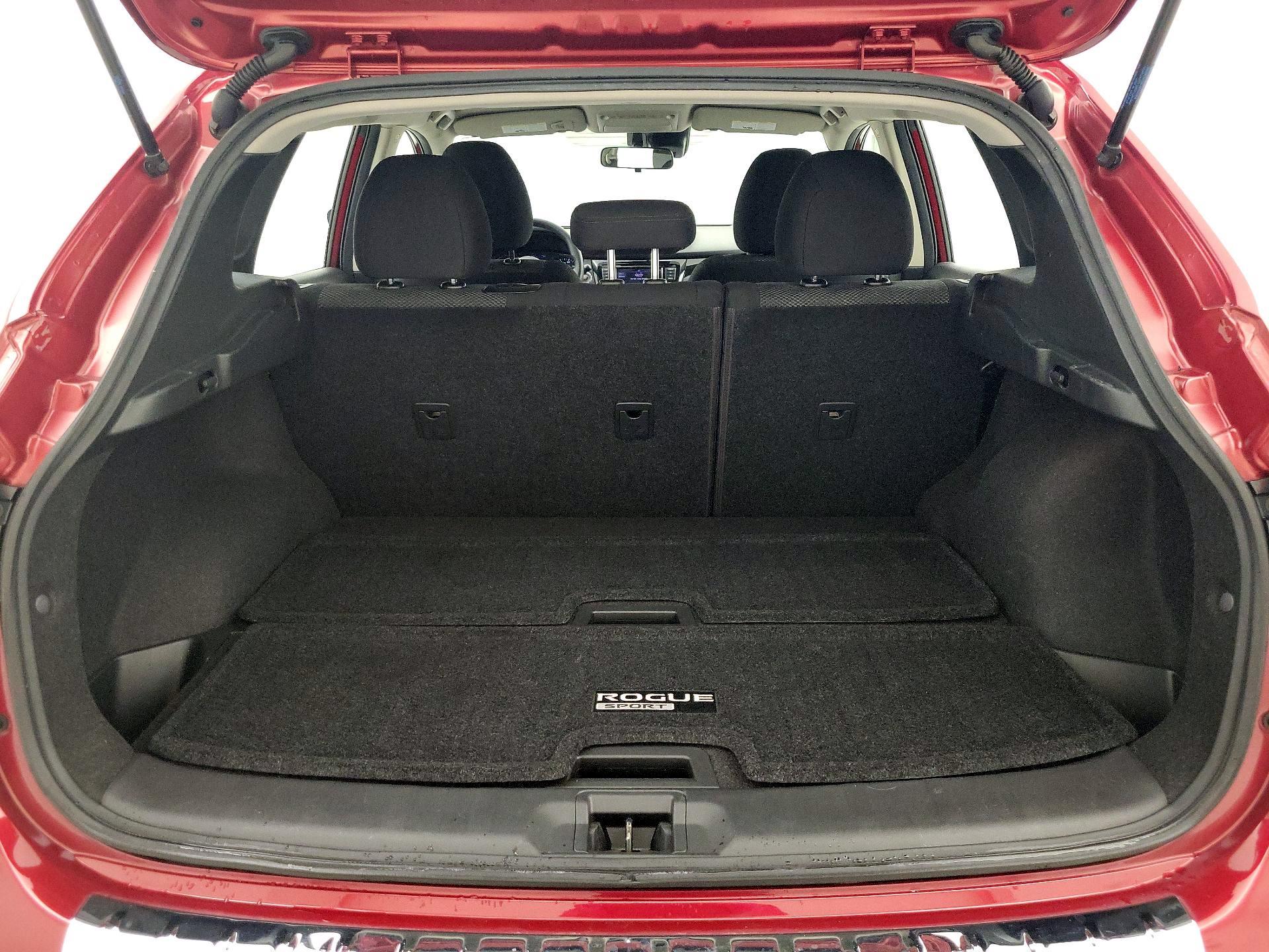 Thumbnail: 2019 Nissan Rogue Sport - 20