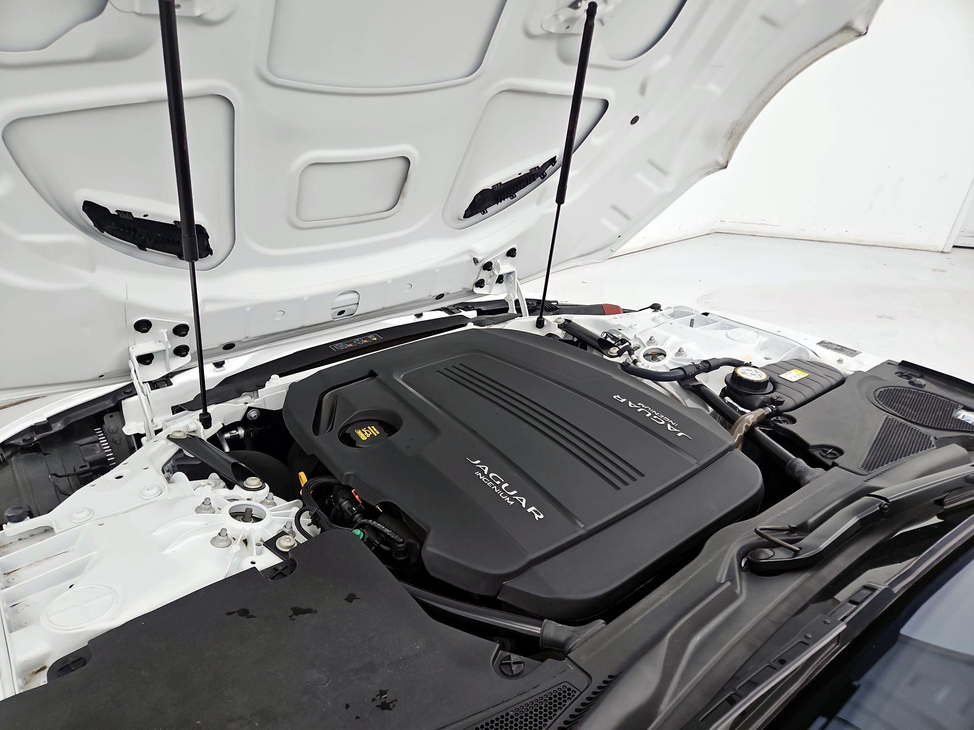 Thumbnail: 2021 Jaguar F-Type - 20