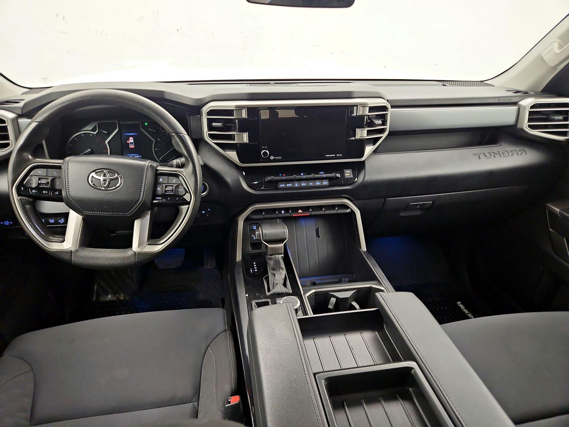 Thumbnail: 2024 Toyota Tundra - 9