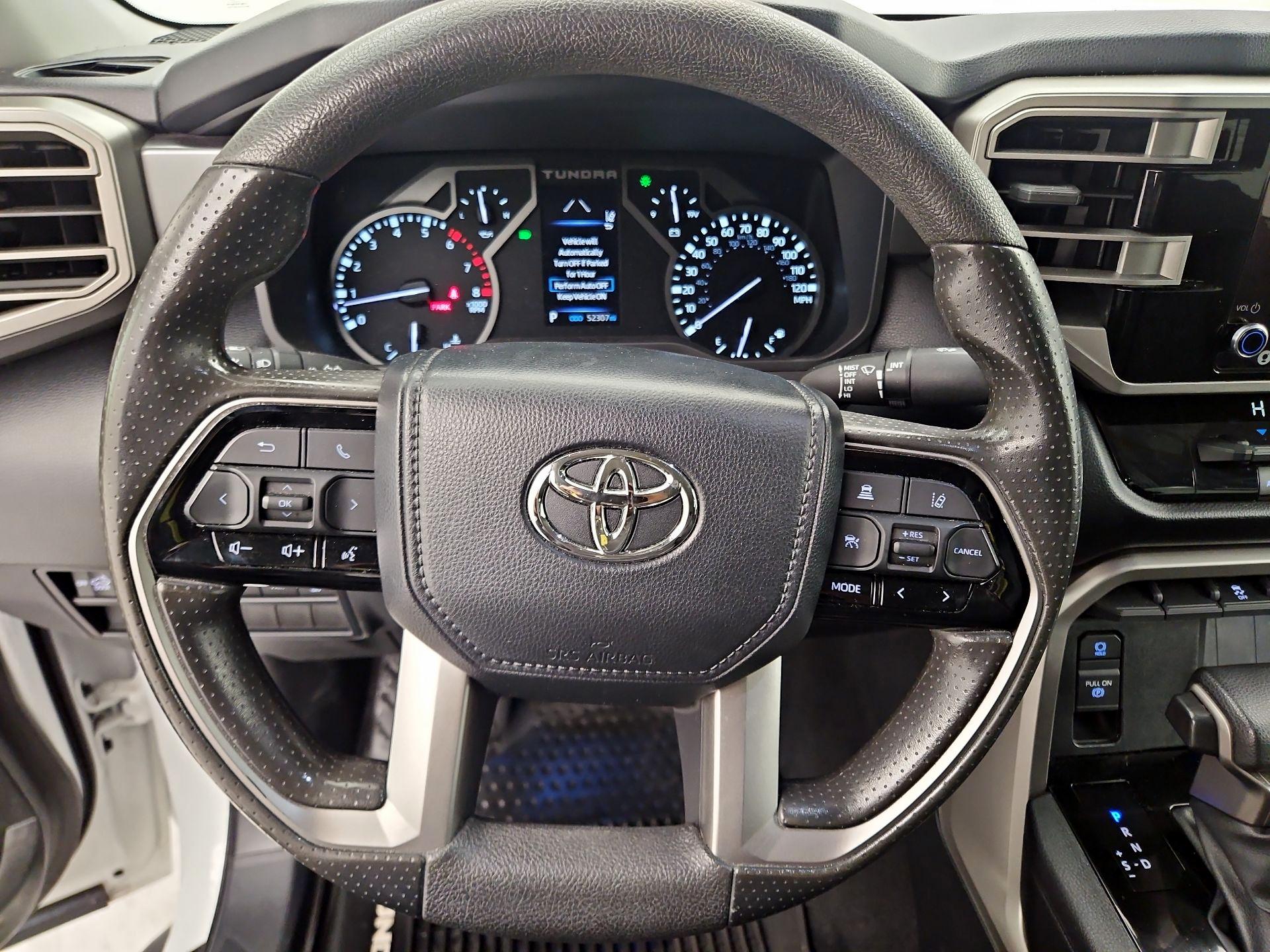 Thumbnail: 2024 Toyota Tundra - 10