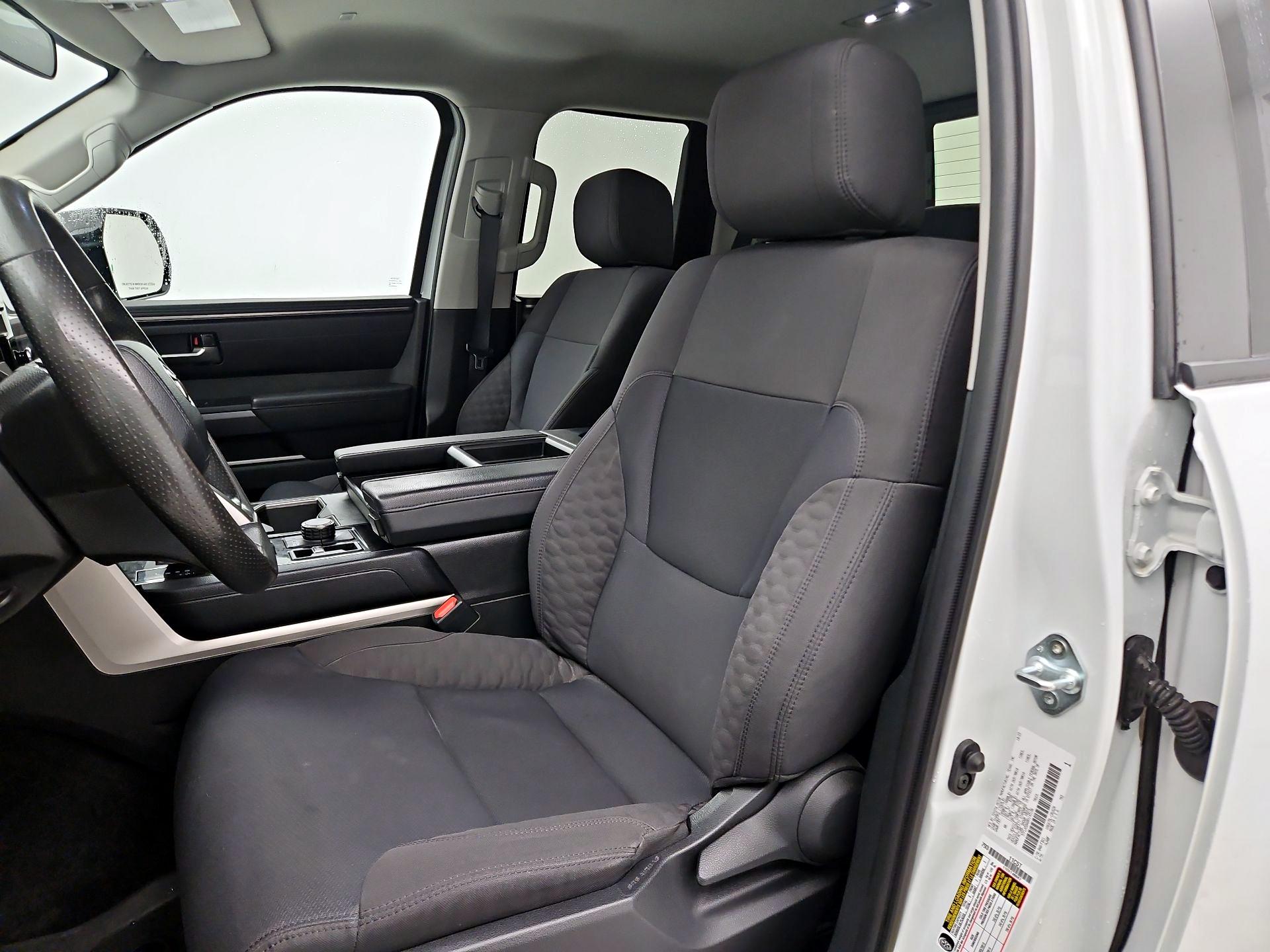 Thumbnail: 2024 Toyota Tundra - 11