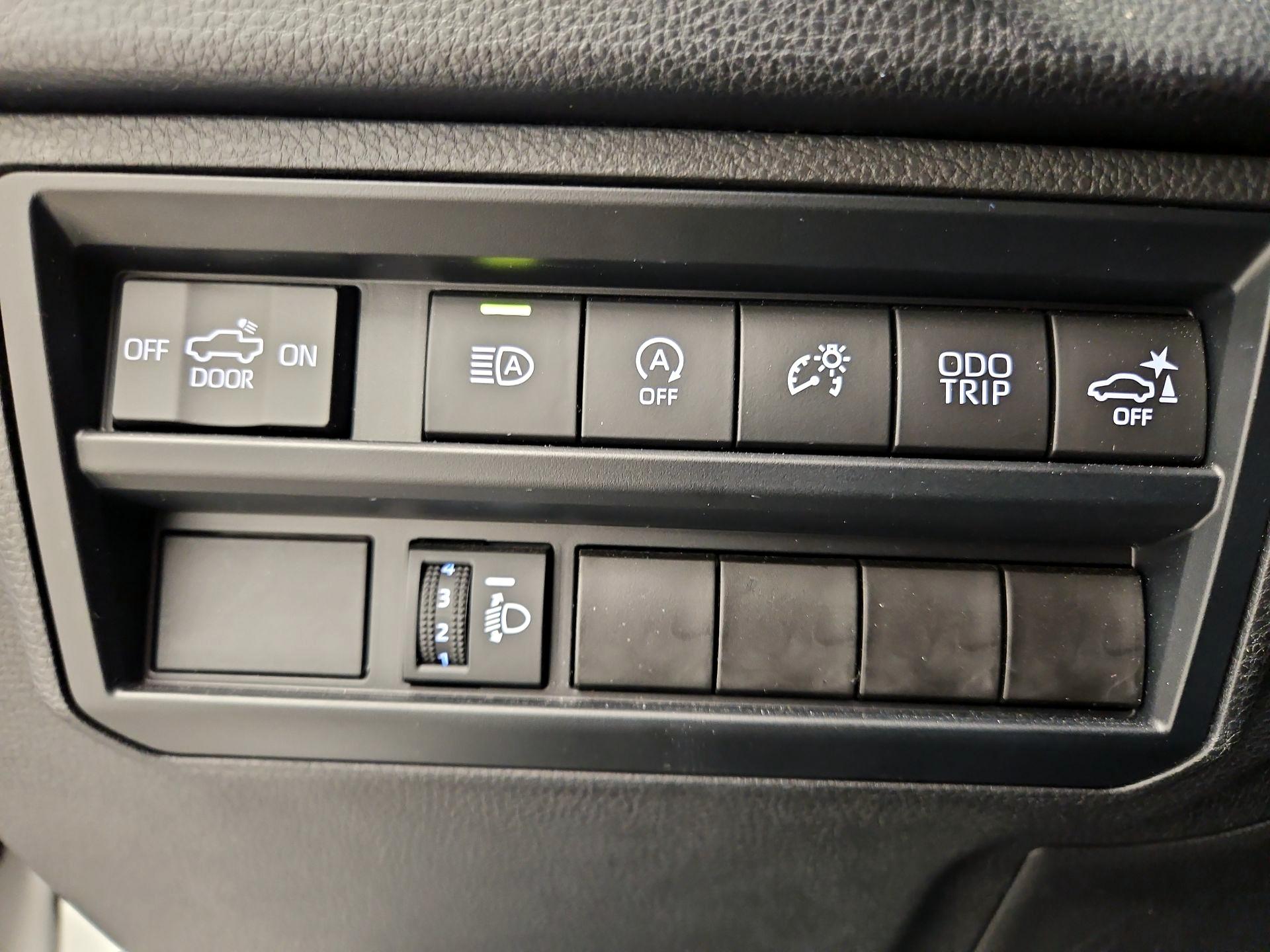 Thumbnail: 2024 Toyota Tundra - 13